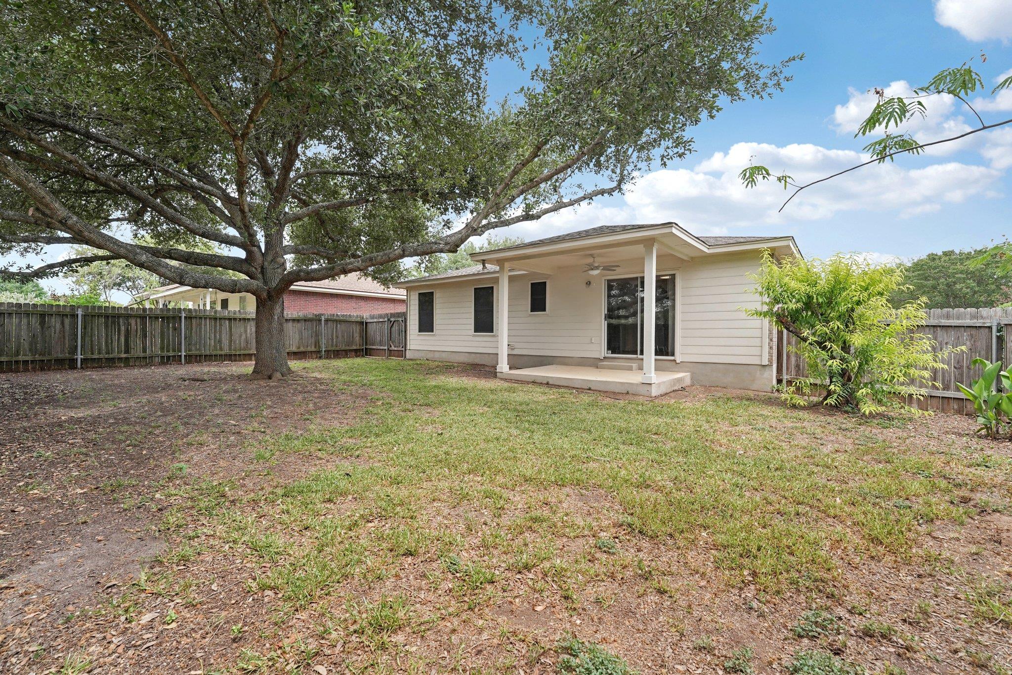 110 Amandas Way, Buda, TX 78610