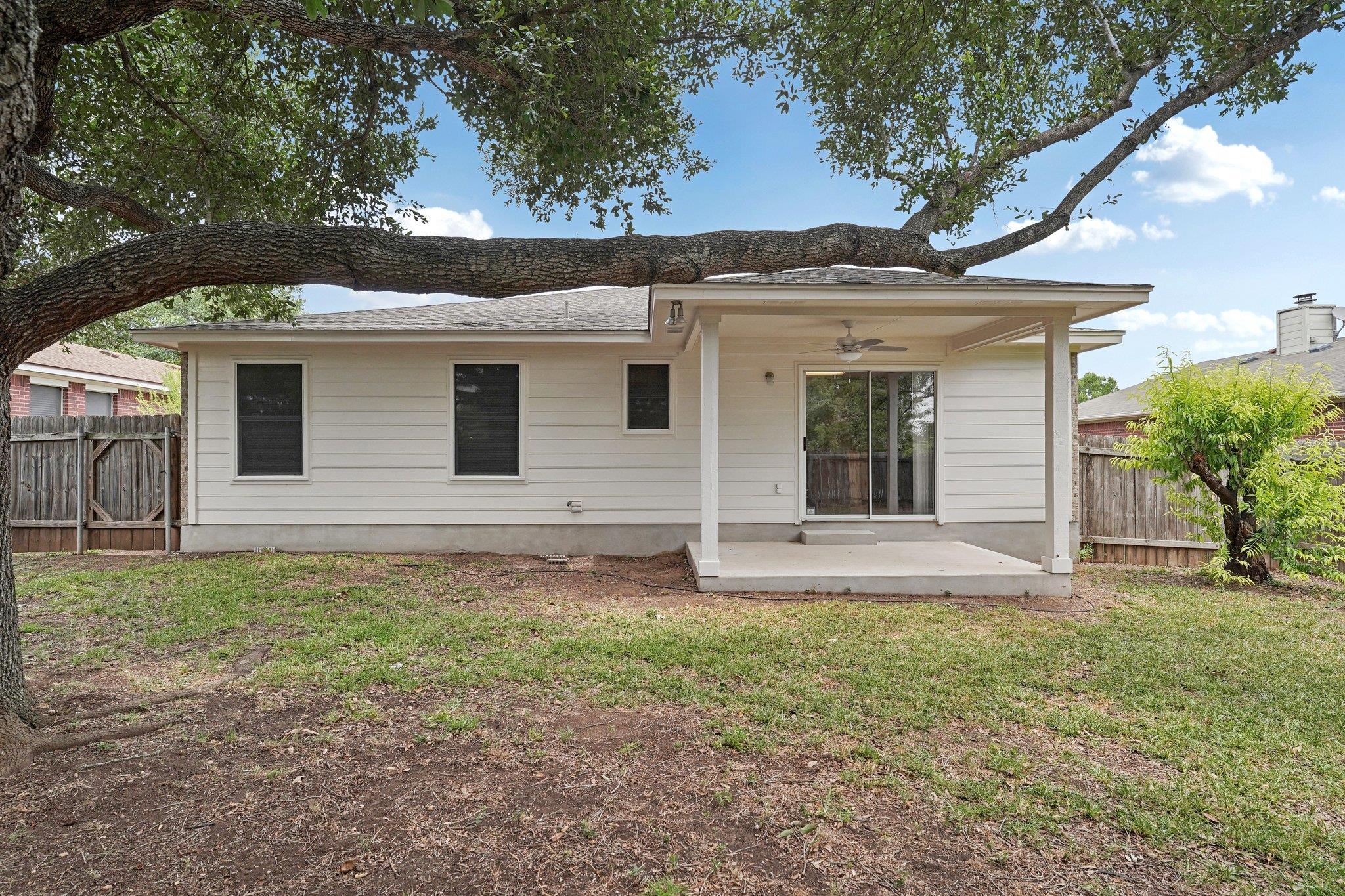 110 Amandas Way, Buda, TX 78610