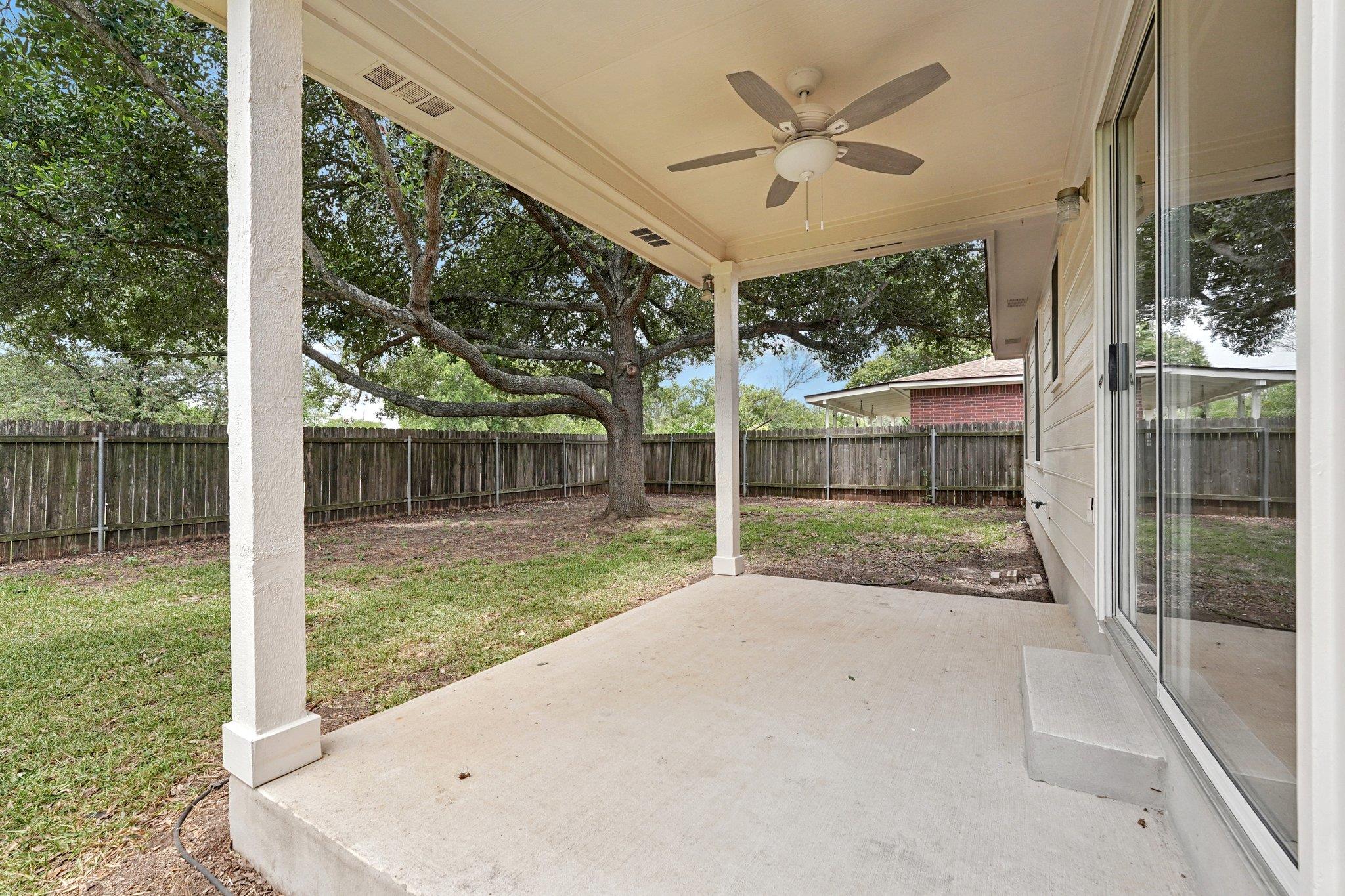 110 Amandas Way, Buda, TX 78610