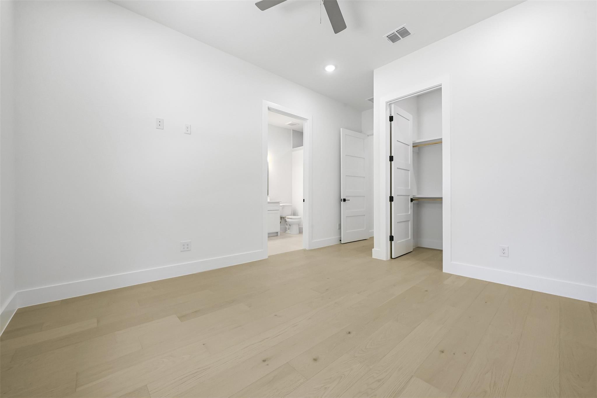 609 Cowal Dr S, Briarcliff, TX 78669