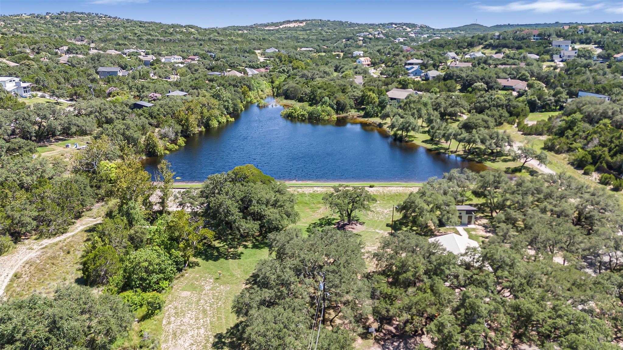 609 Cowal Dr S, Briarcliff, TX 78669