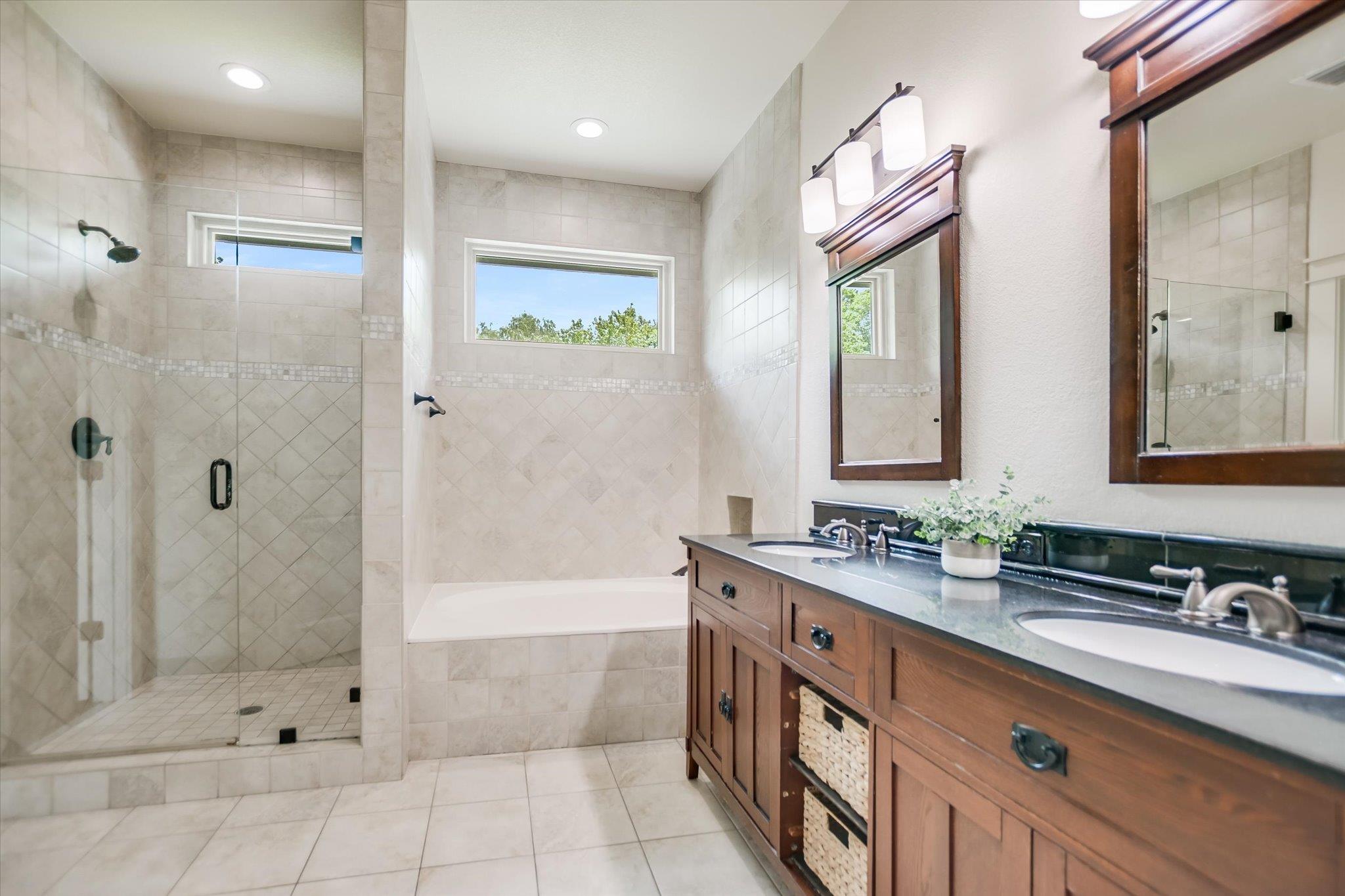 2707 La Mesa Dr, Austin, TX 78704