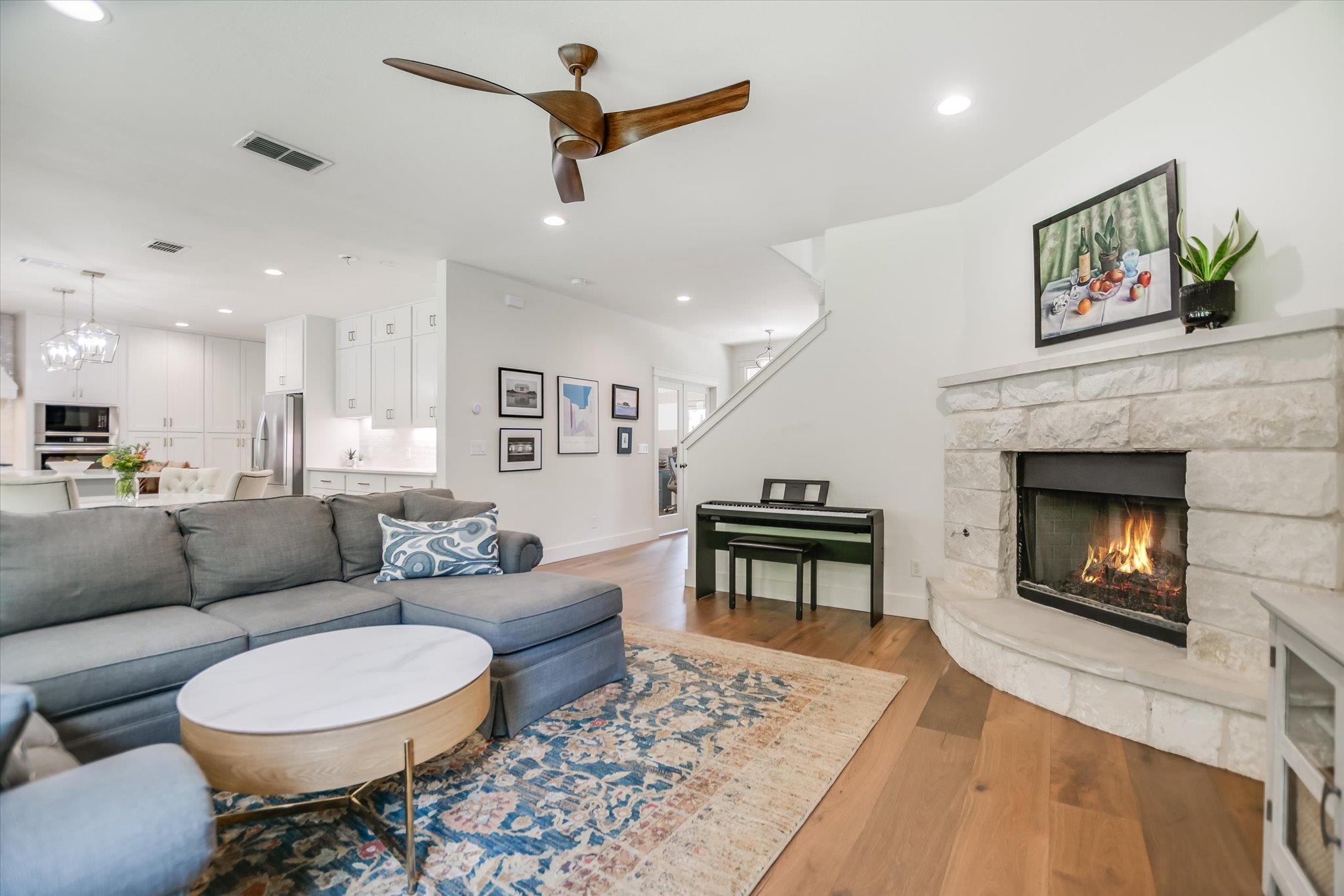 2707 La Mesa Dr, Austin, TX 78704