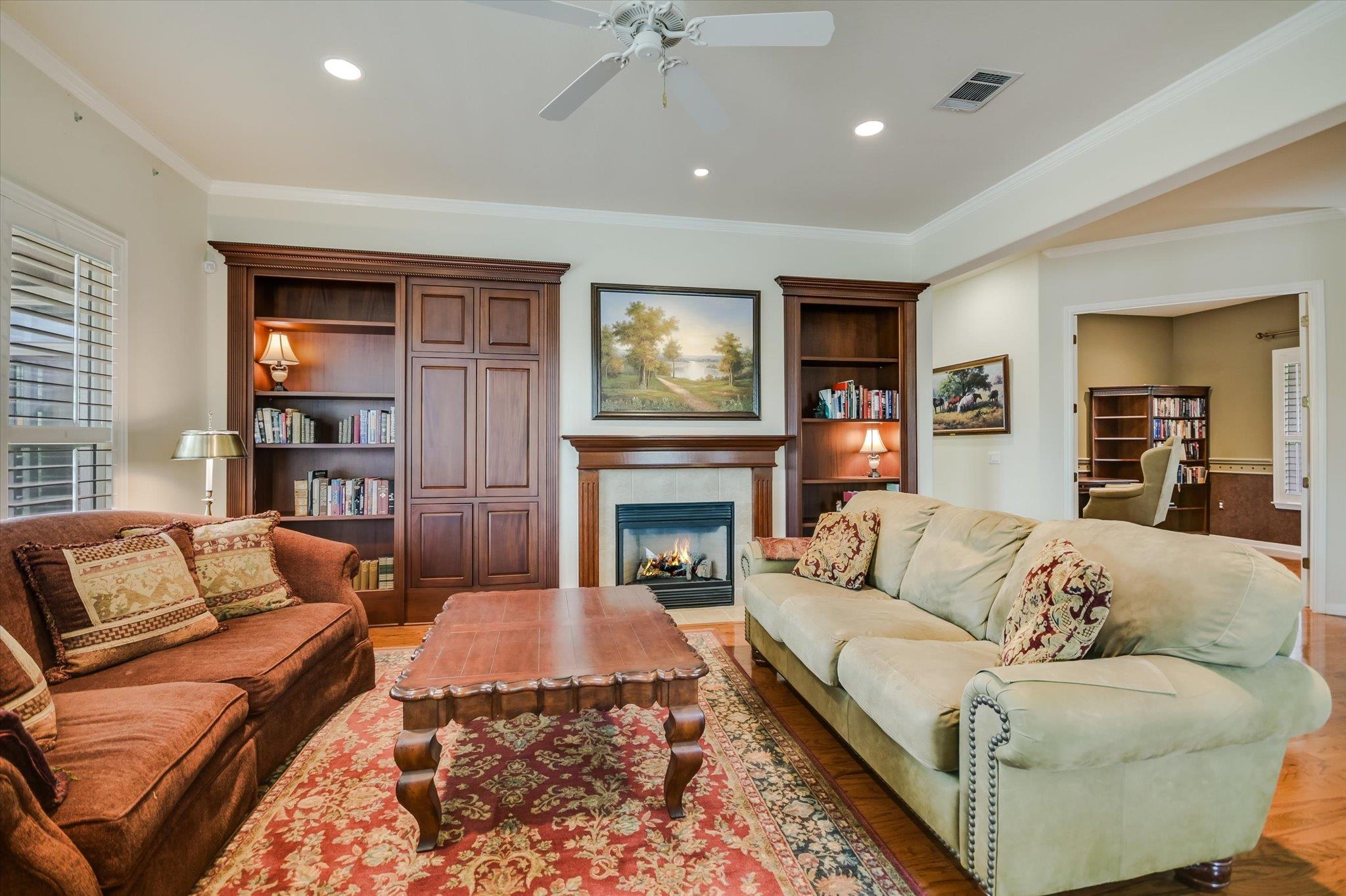 125 Fox Home Ln, Georgetown, TX 78633