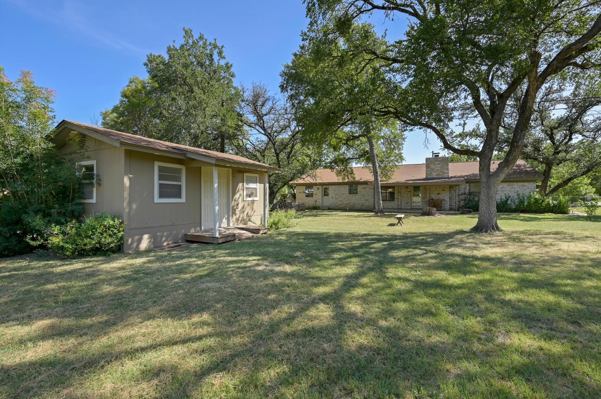 2202 Dawn Dr, Georgetown, TX 78628