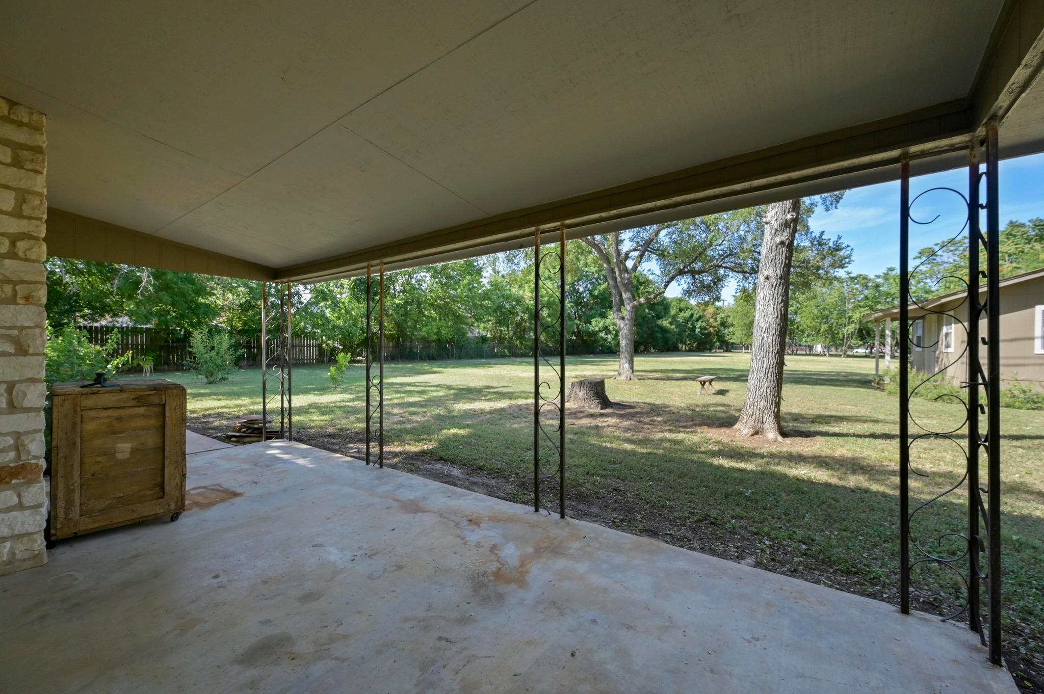 2202 Dawn Dr, Georgetown, TX 78628