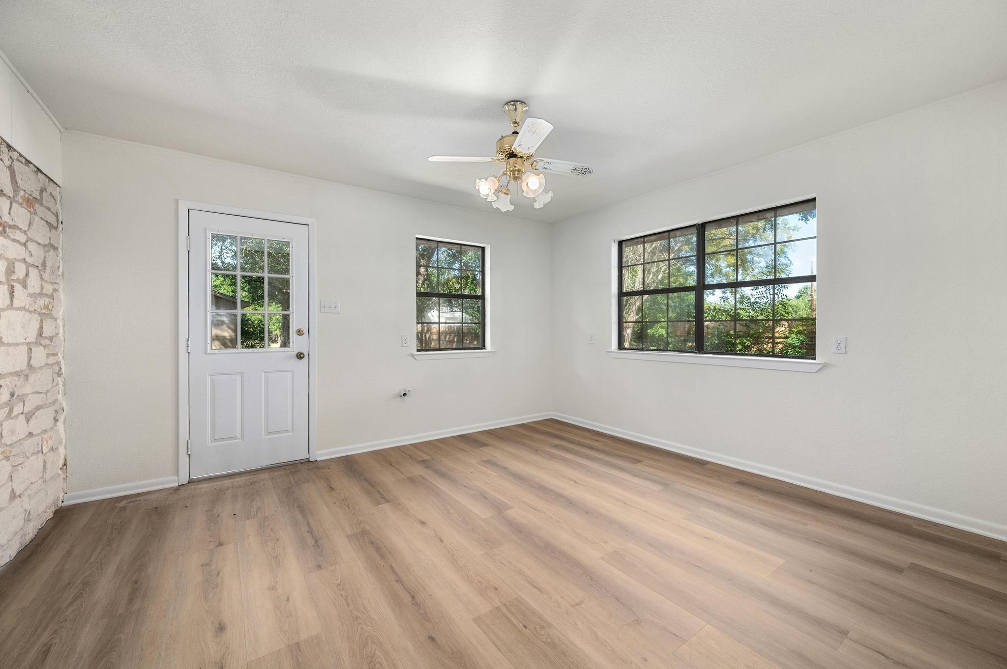 2202 Dawn Dr, Georgetown, TX 78628