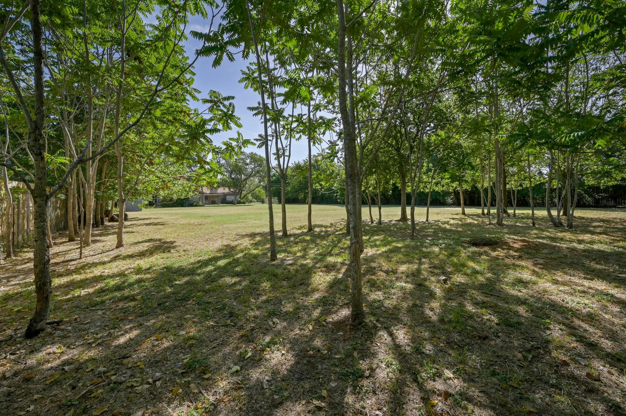 2202 Dawn Dr, Georgetown, TX 78628