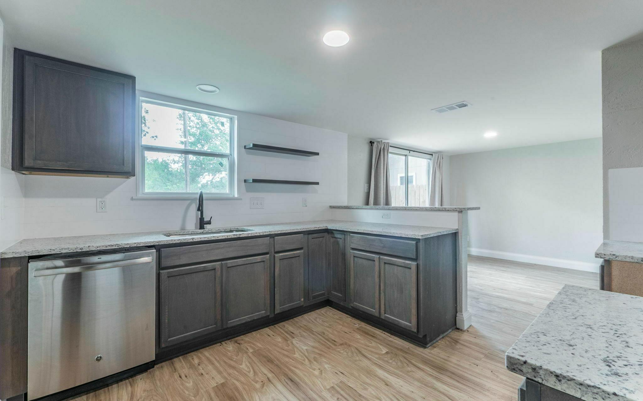 1623 Peachtree Valley Dr, Round Rock, TX 78681