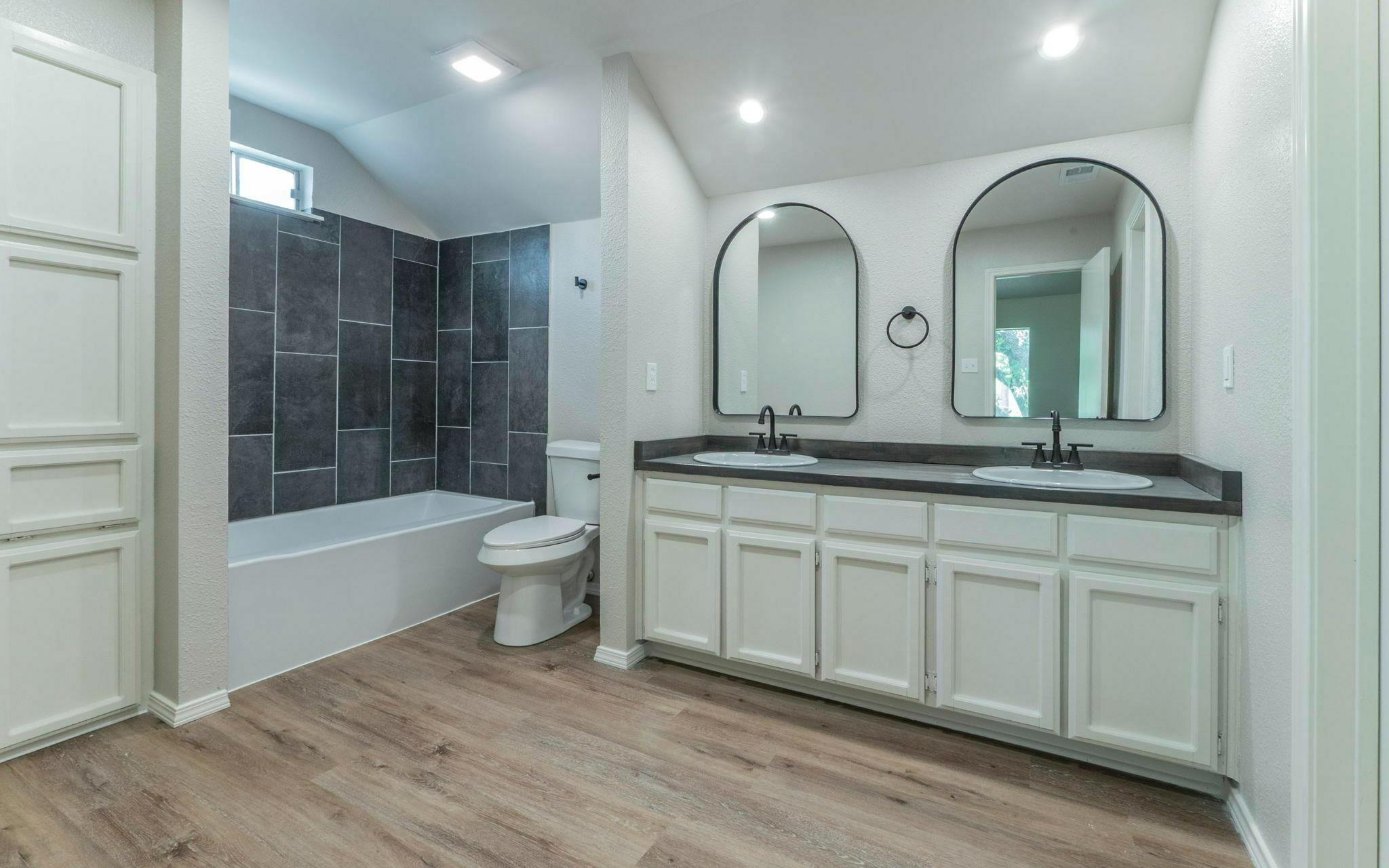 1623 Peachtree Valley Dr, Round Rock, TX 78681