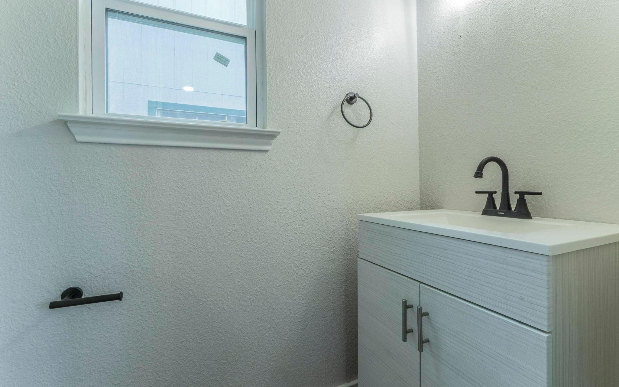 1623 Peachtree Valley Dr, Round Rock, TX 78681