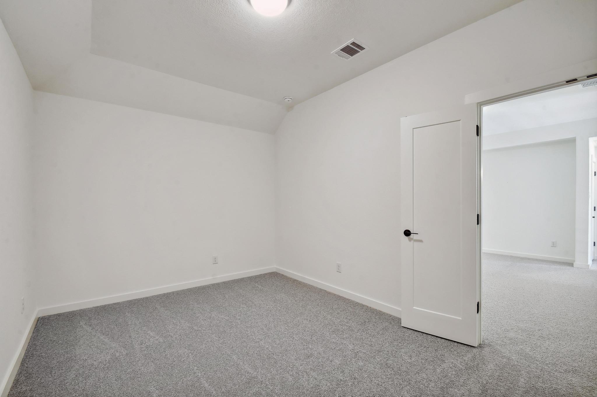 596 Biscayne Bay Bnd, Kyle, TX 78640
