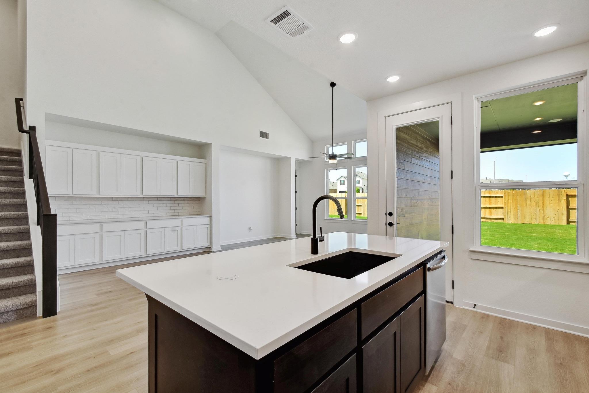 596 Biscayne Bay Bnd, Kyle, TX 78640