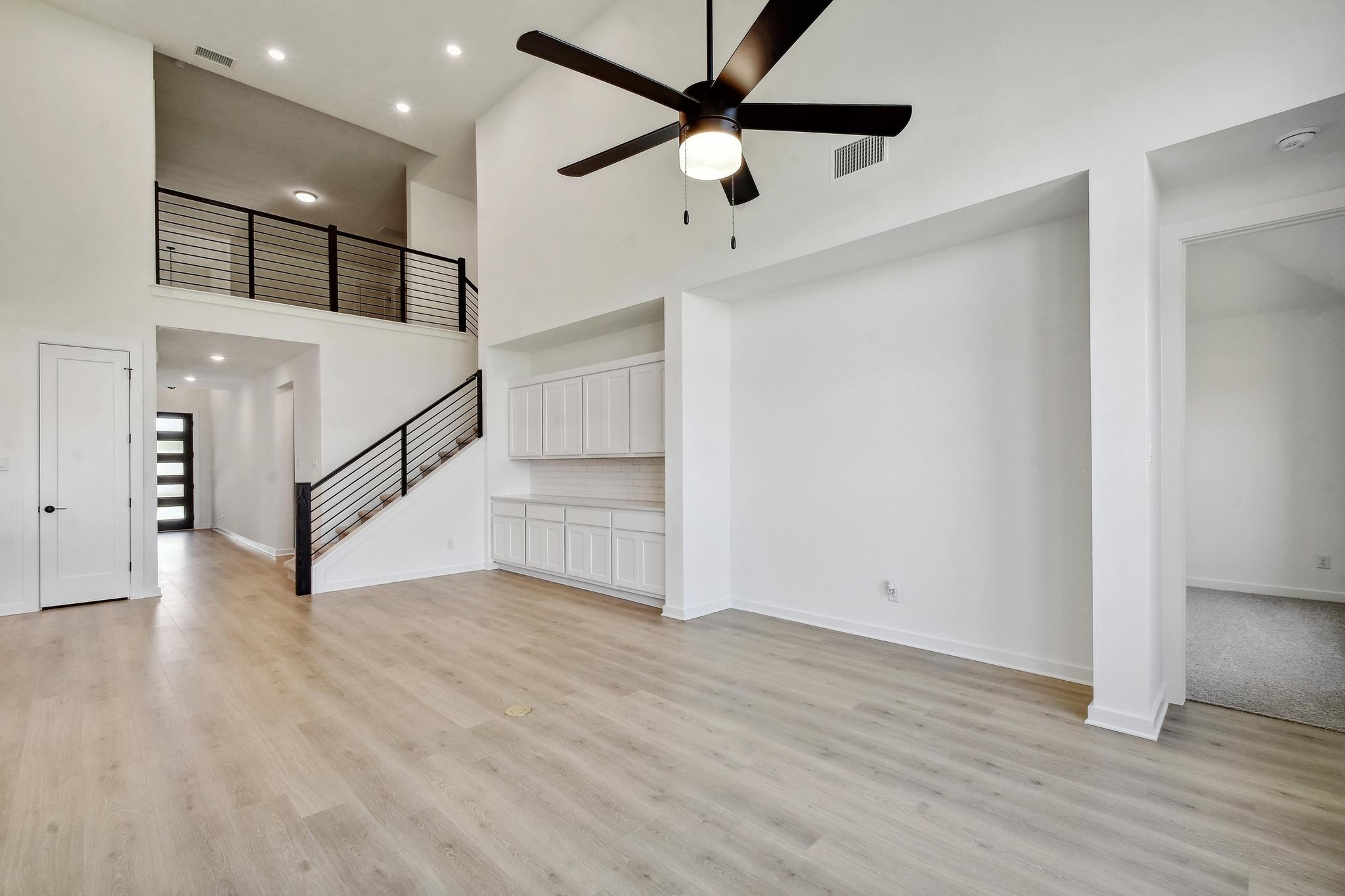 596 Biscayne Bay Bnd, Kyle, TX 78640
