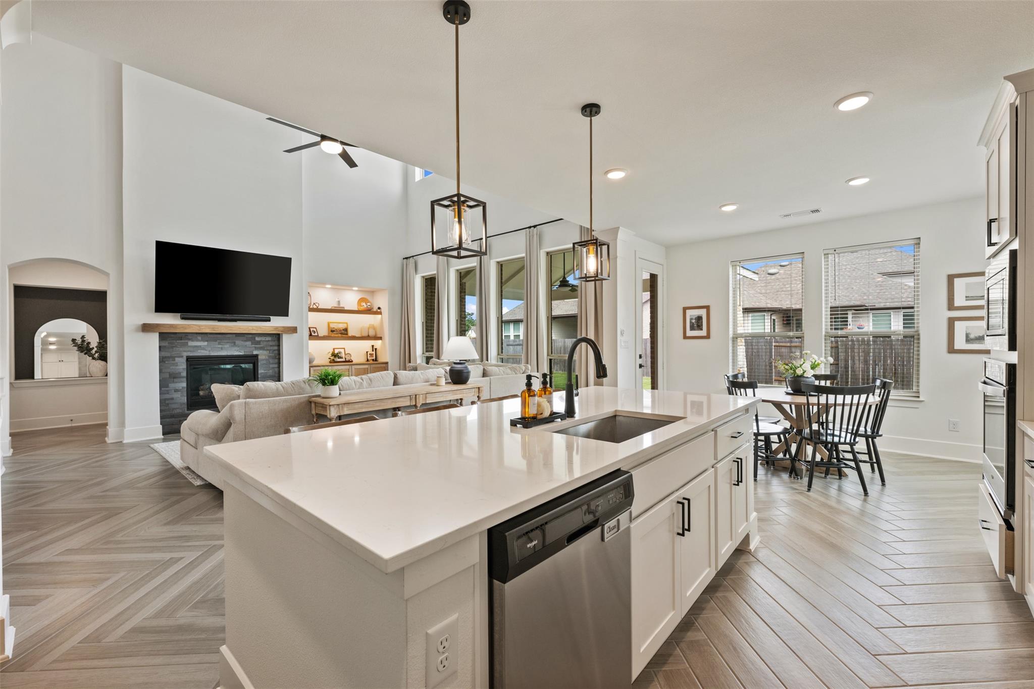 112 Bull Ridge Trl, Georgetown, TX 78628