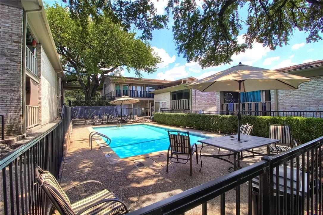 1304 Summit St # 107, Austin, TX 78741