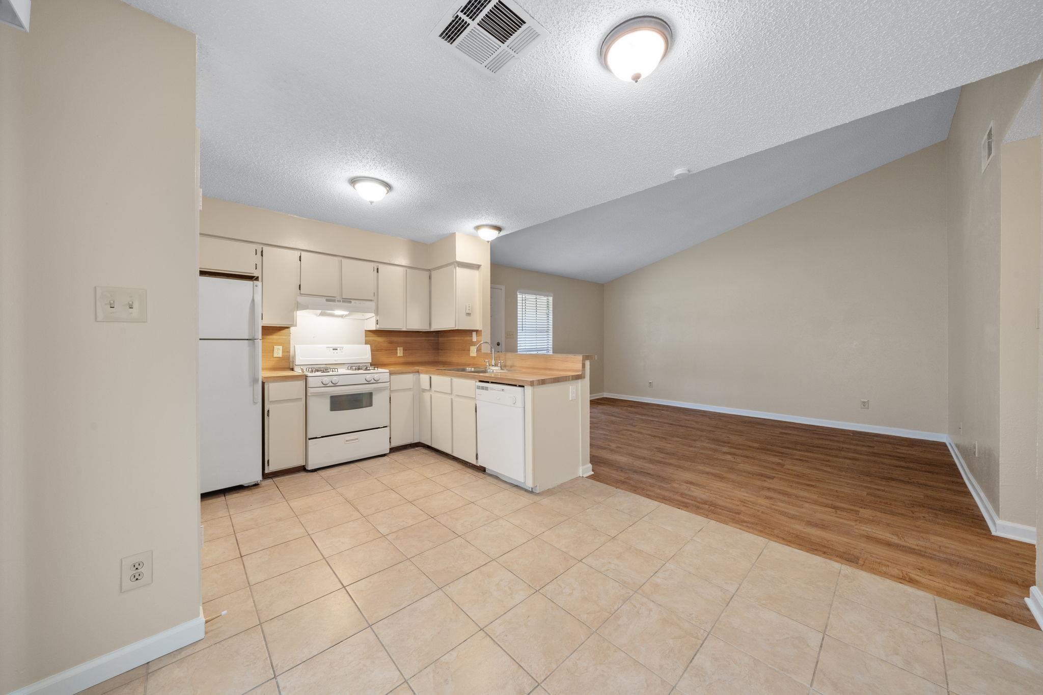 100 Meteor Dr # A, Austin, TX 78745
