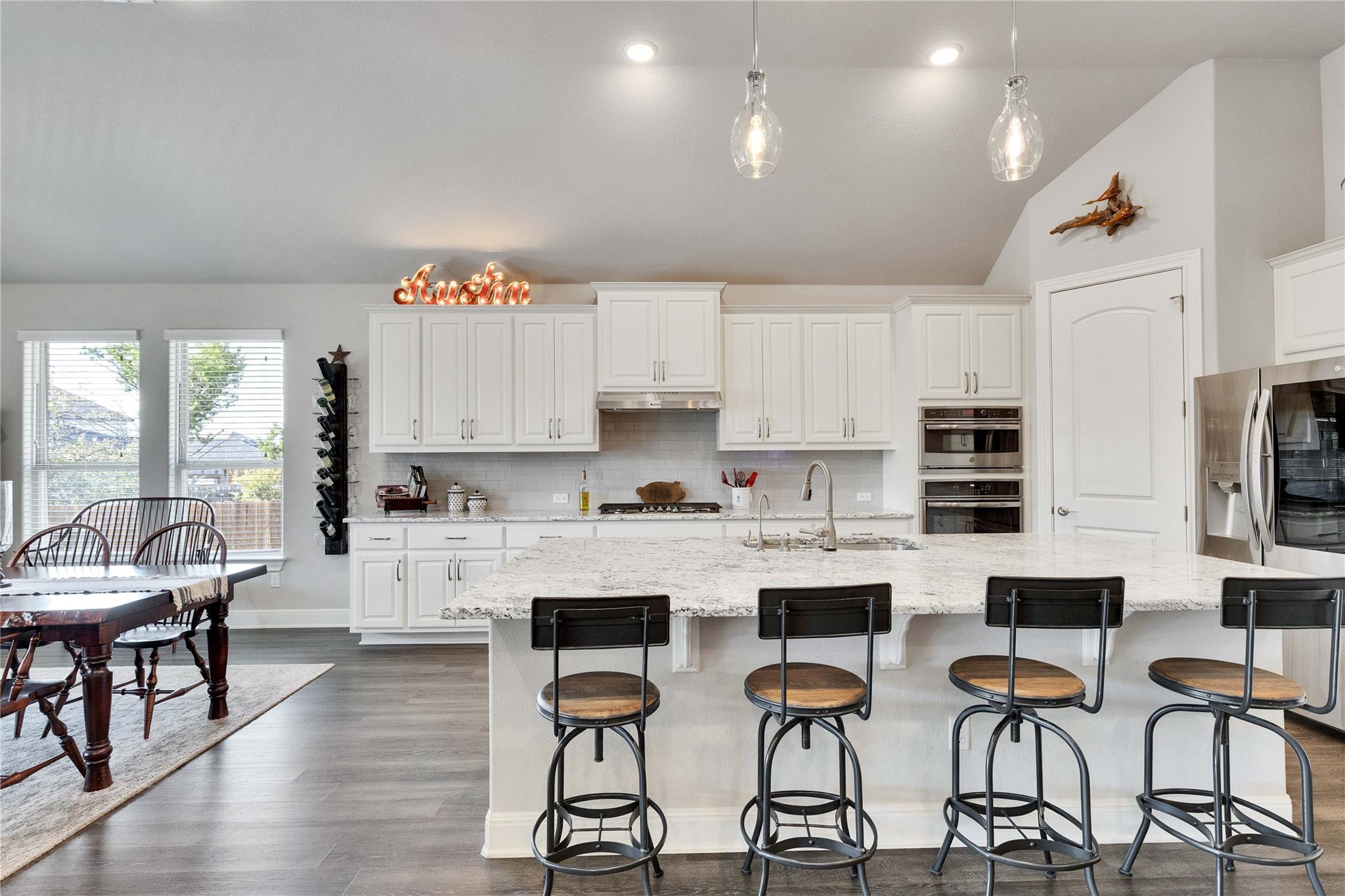 2817 Mossy Springs Dr, Leander, TX 78641