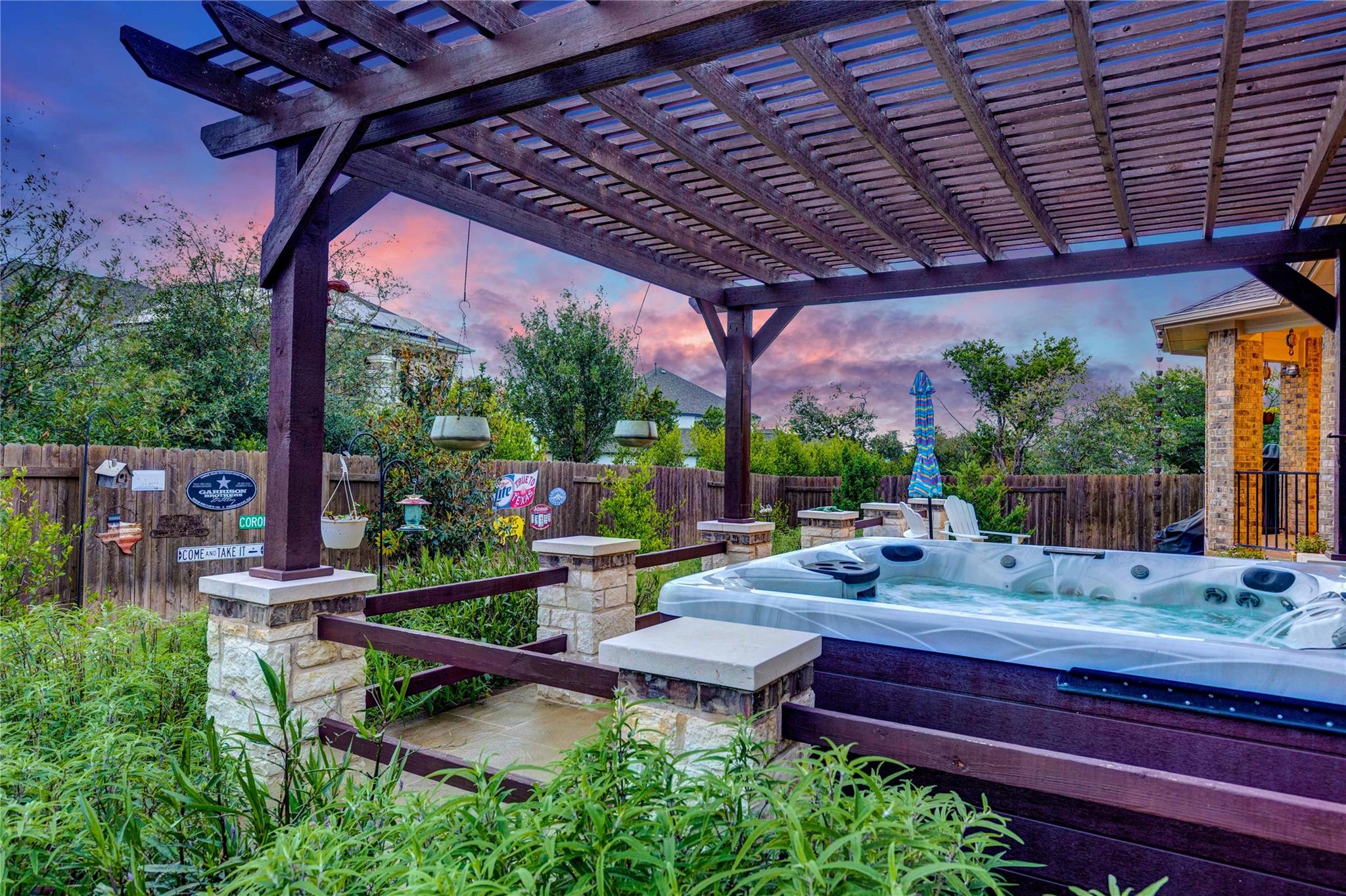 2817 Mossy Springs Dr, Leander, TX 78641