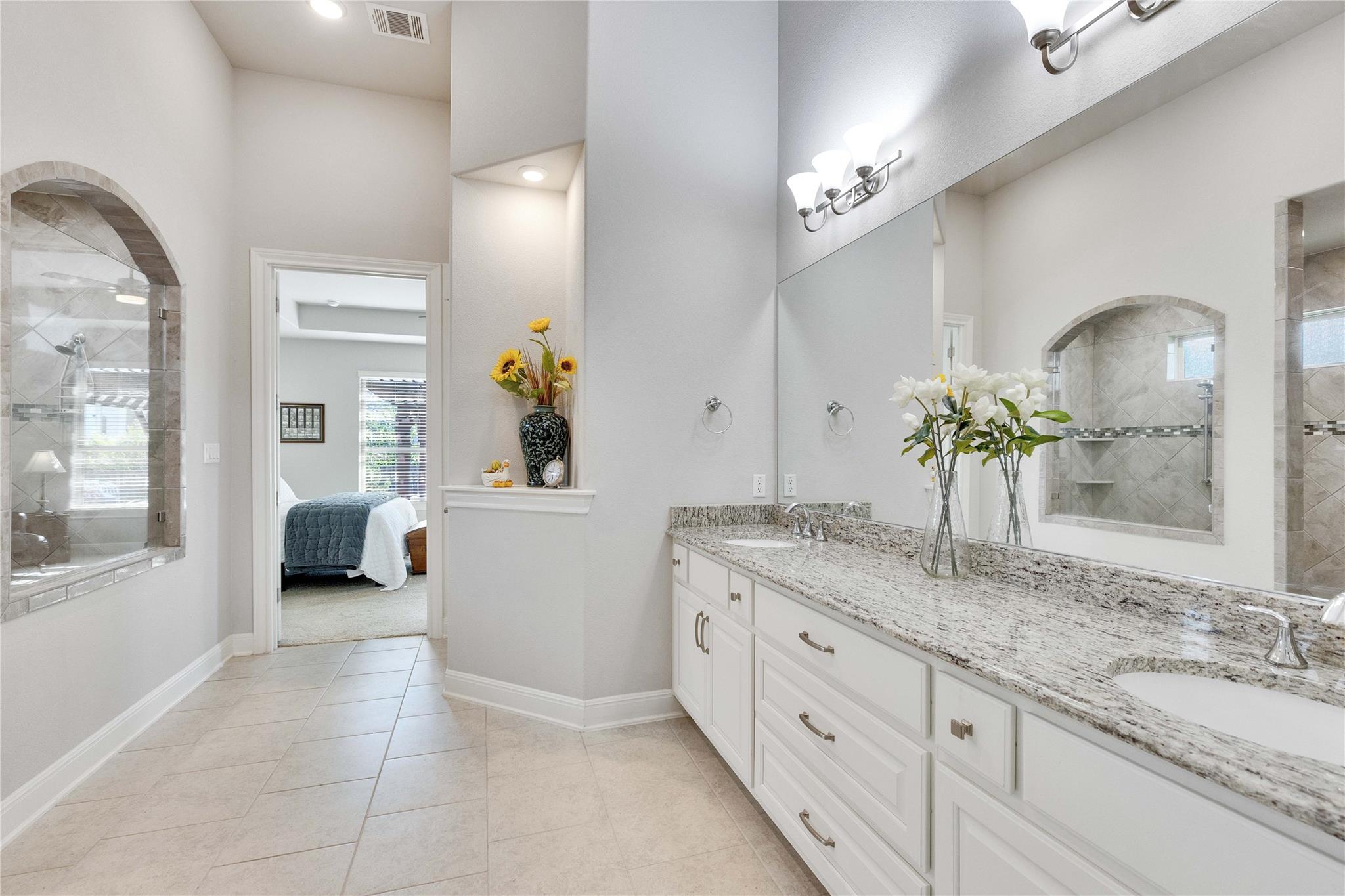2817 Mossy Springs Dr, Leander, TX 78641
