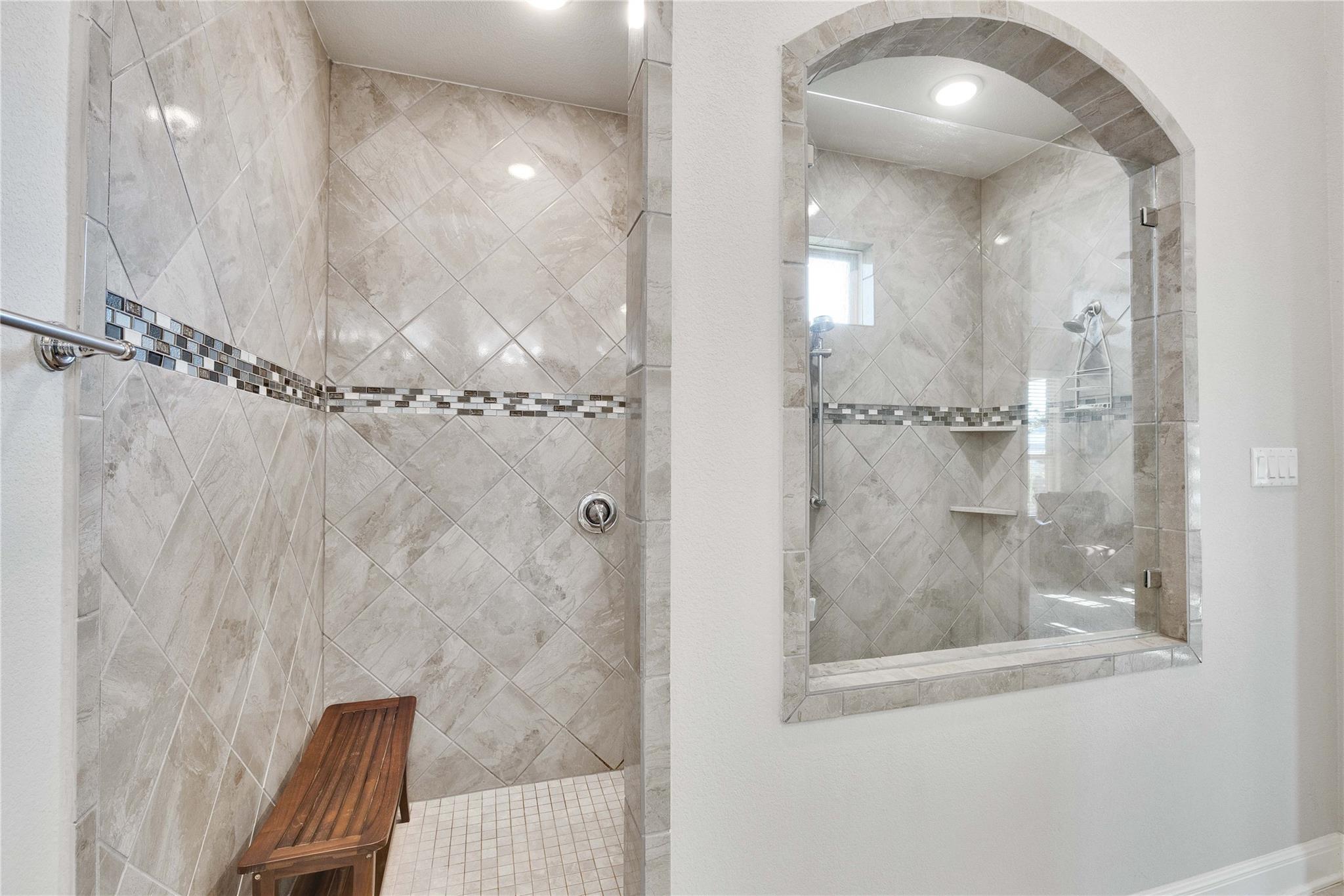 2817 Mossy Springs Dr, Leander, TX 78641