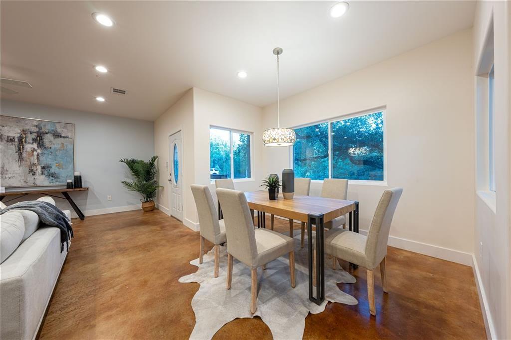 3210 R O Dr, Spicewood, TX 78669
