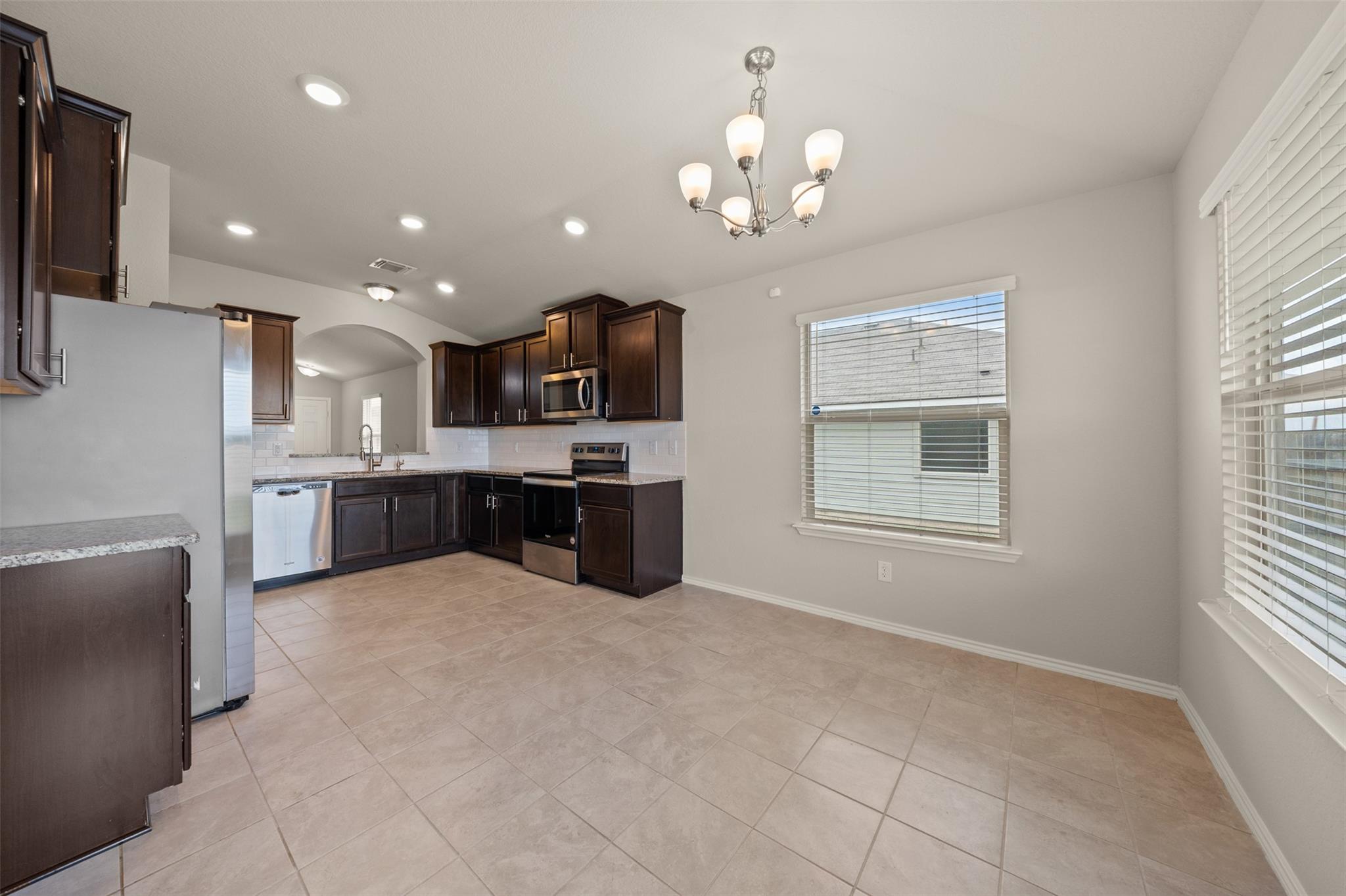 2048 Wigeon Way, Copperas Cove, TX 76522