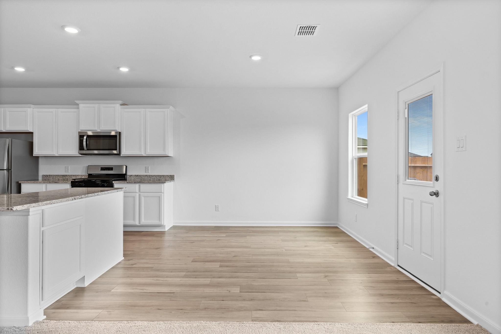 398 Low Pasture Trl, San Marcos, TX 78666
