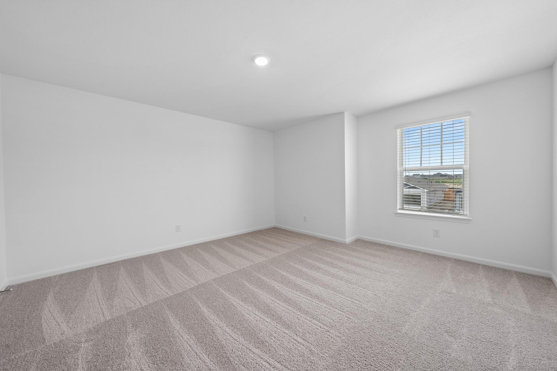 384 Low Pasture Trl, San Marcos, TX 78656
