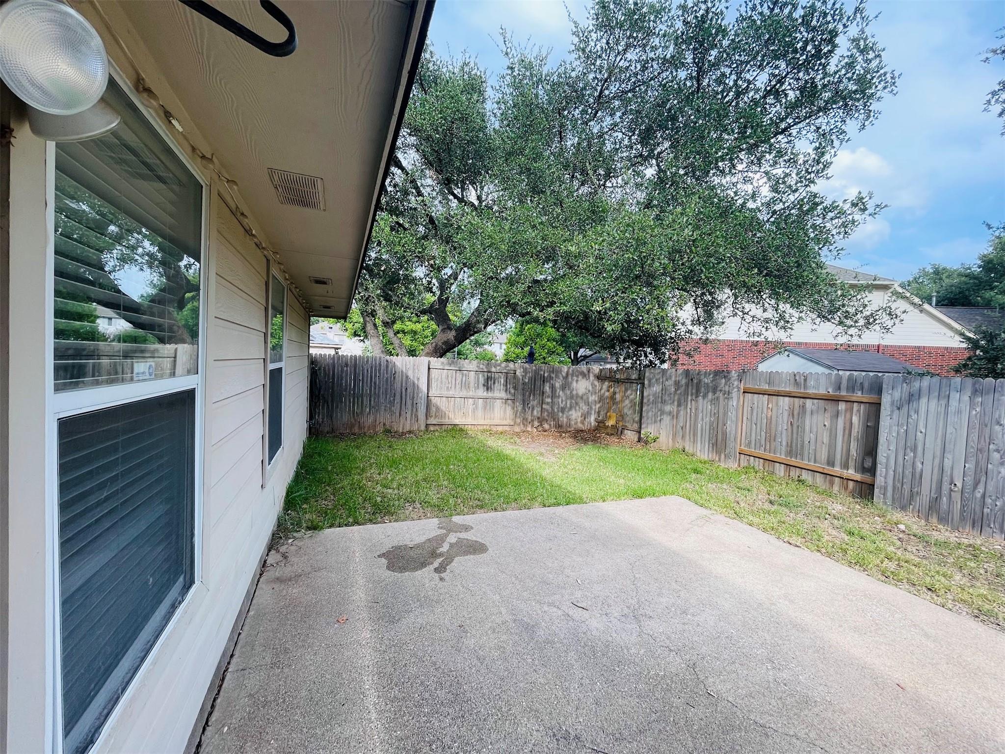 1206 Brighton Bend Ln, Cedar Park, TX 78613