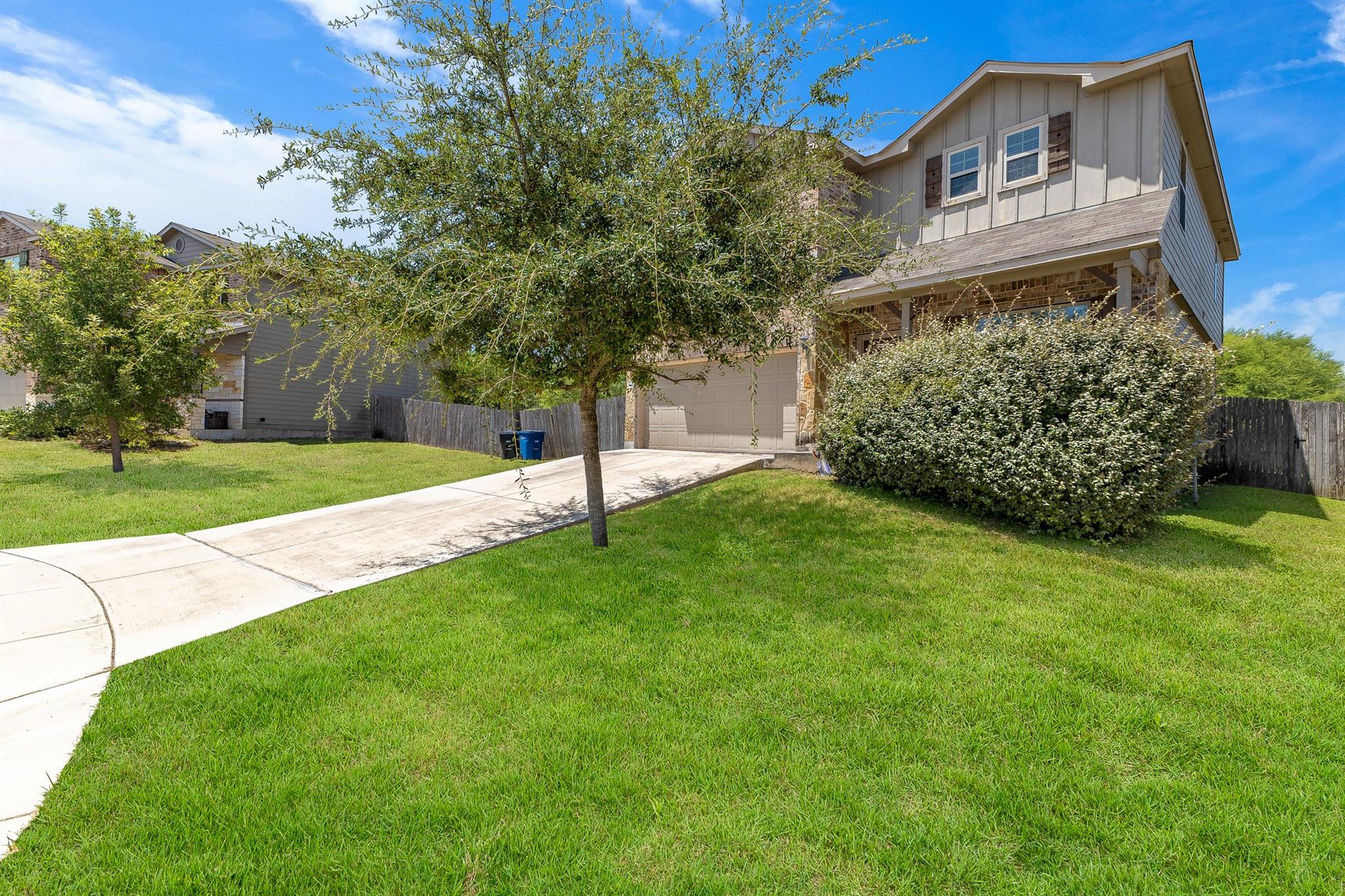 609 Community Dr, New Braunfels, TX 78132