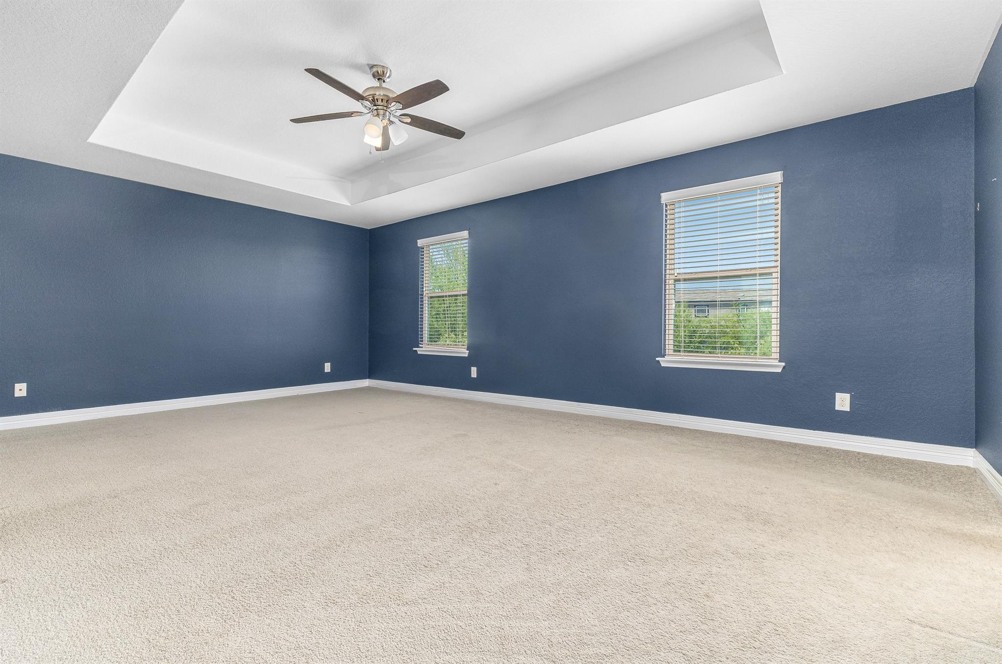 609 Community Dr, New Braunfels, TX 78132