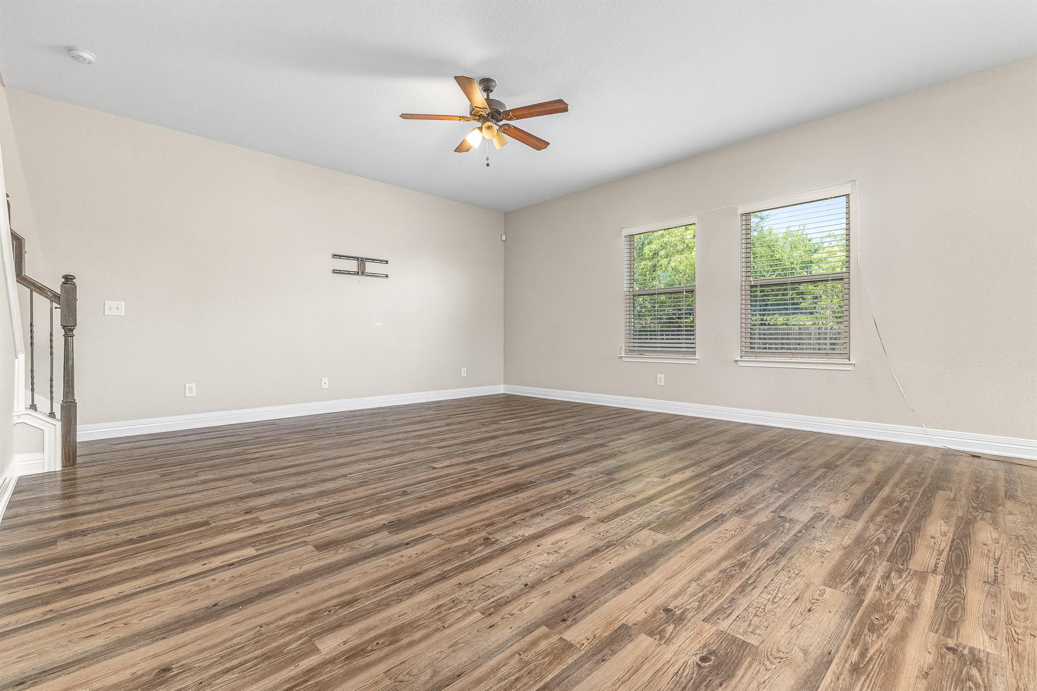 609 Community Dr, New Braunfels, TX 78132