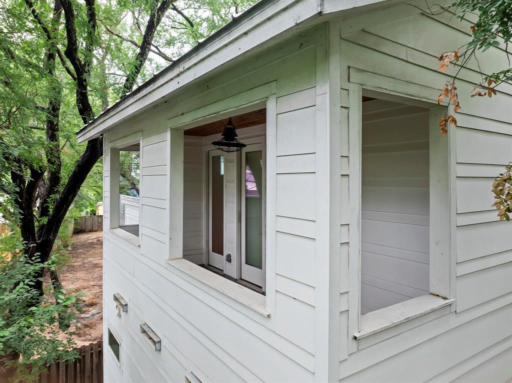 1314 E Delano St, Austin, TX 78721