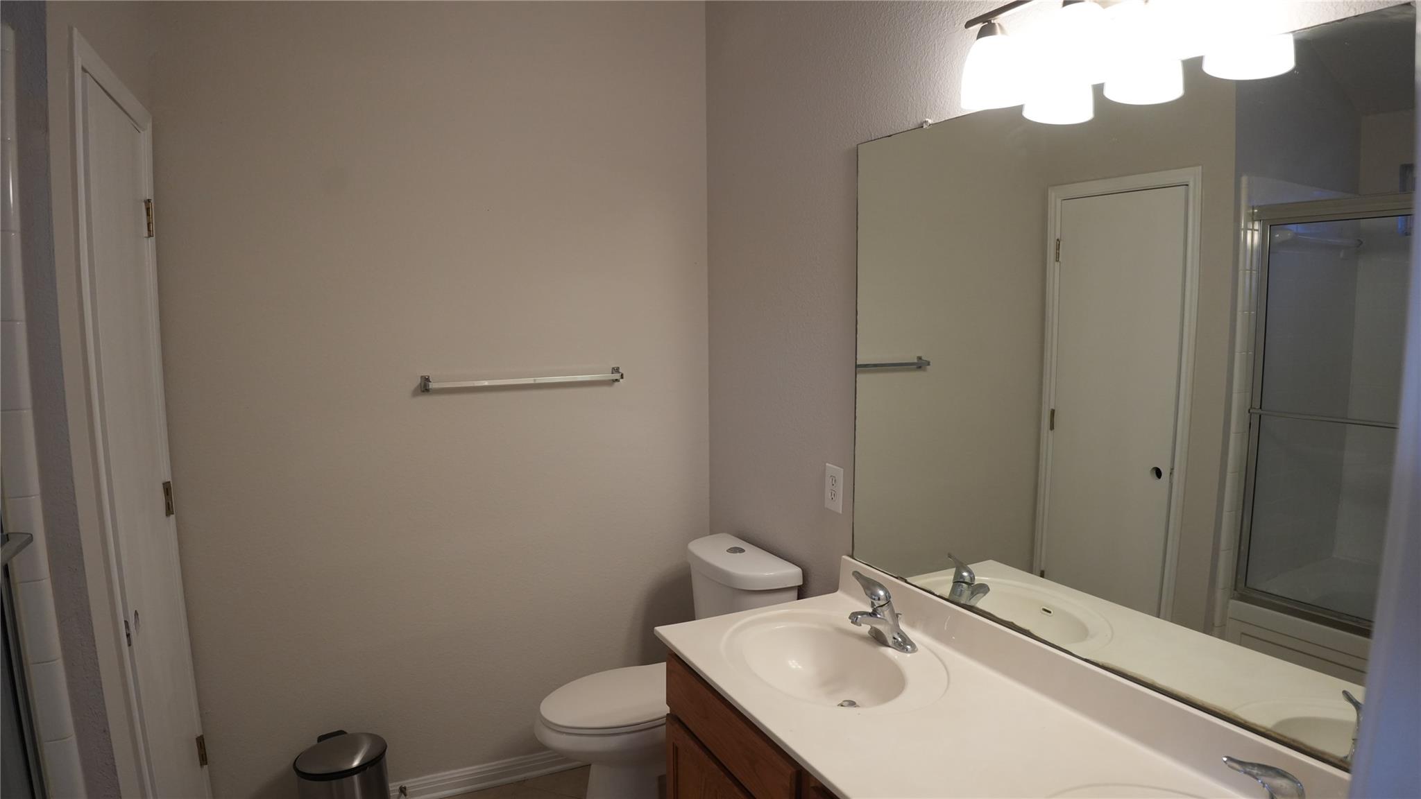 502 Stewart Dr, Hutto, TX 78634