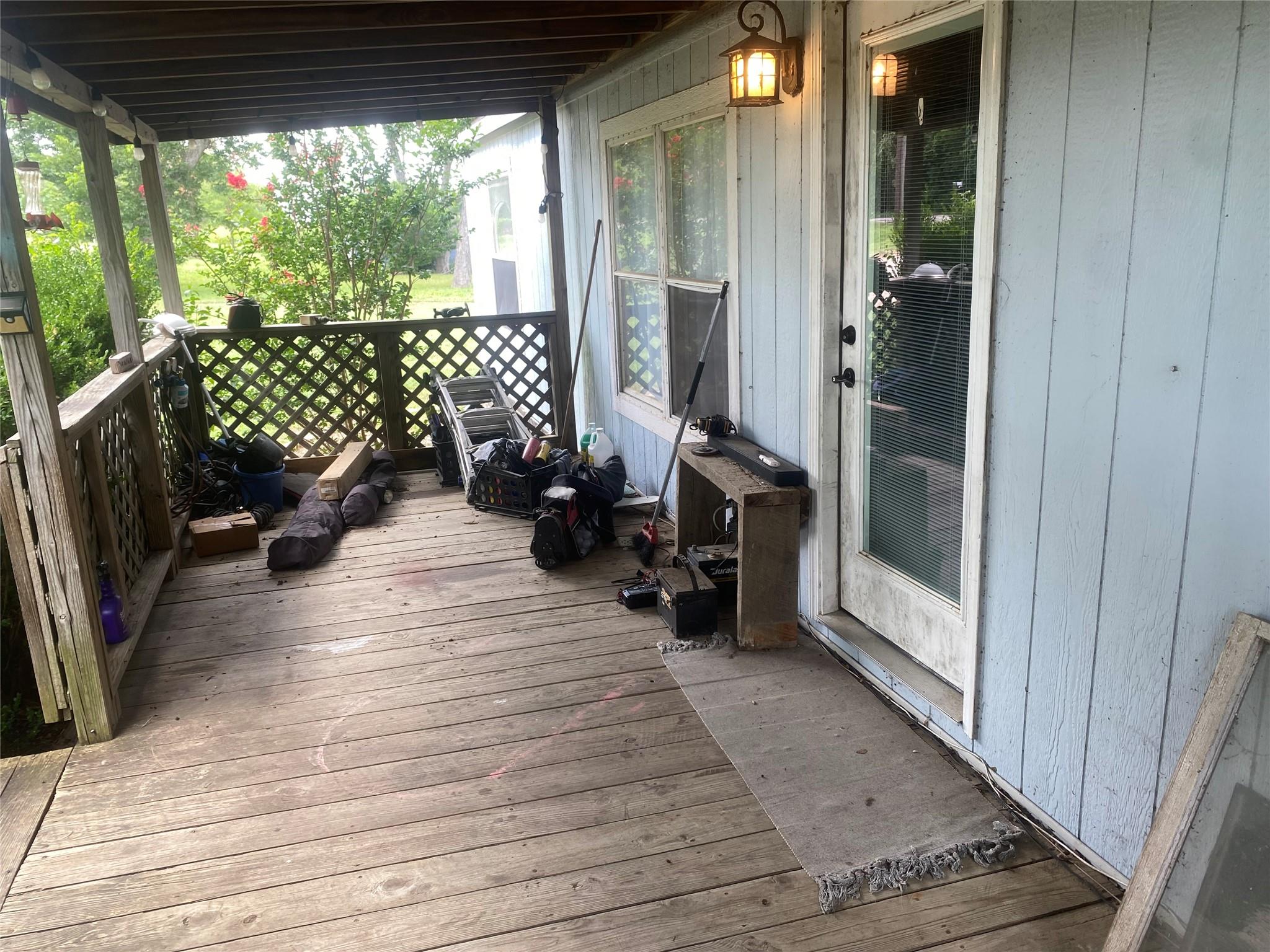 609 Gravel Pit Rd, Taylor, TX 76574