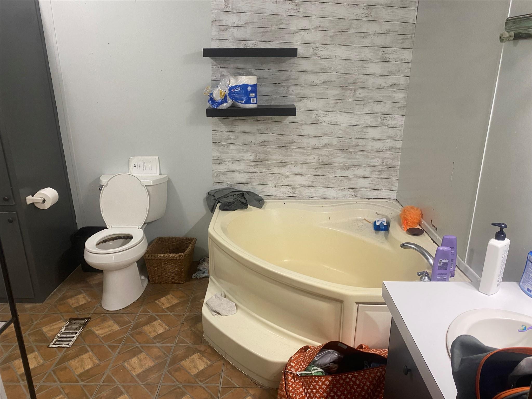 609 Gravel Pit Rd, Taylor, TX 76574