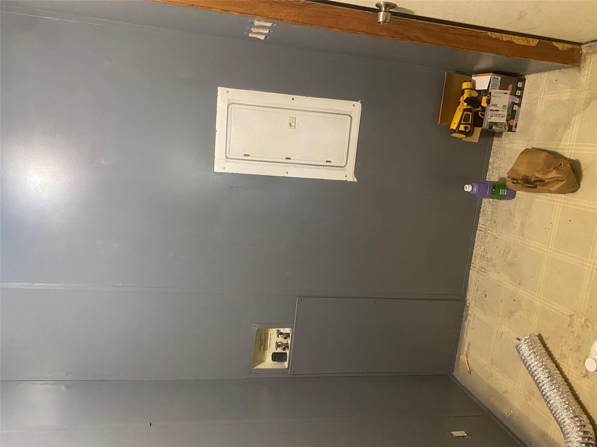 609 Gravel Pit Rd, Taylor, TX 76574