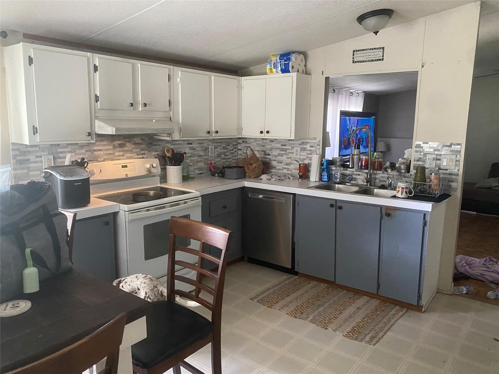 609 Gravel Pit Rd, Taylor, TX 76574