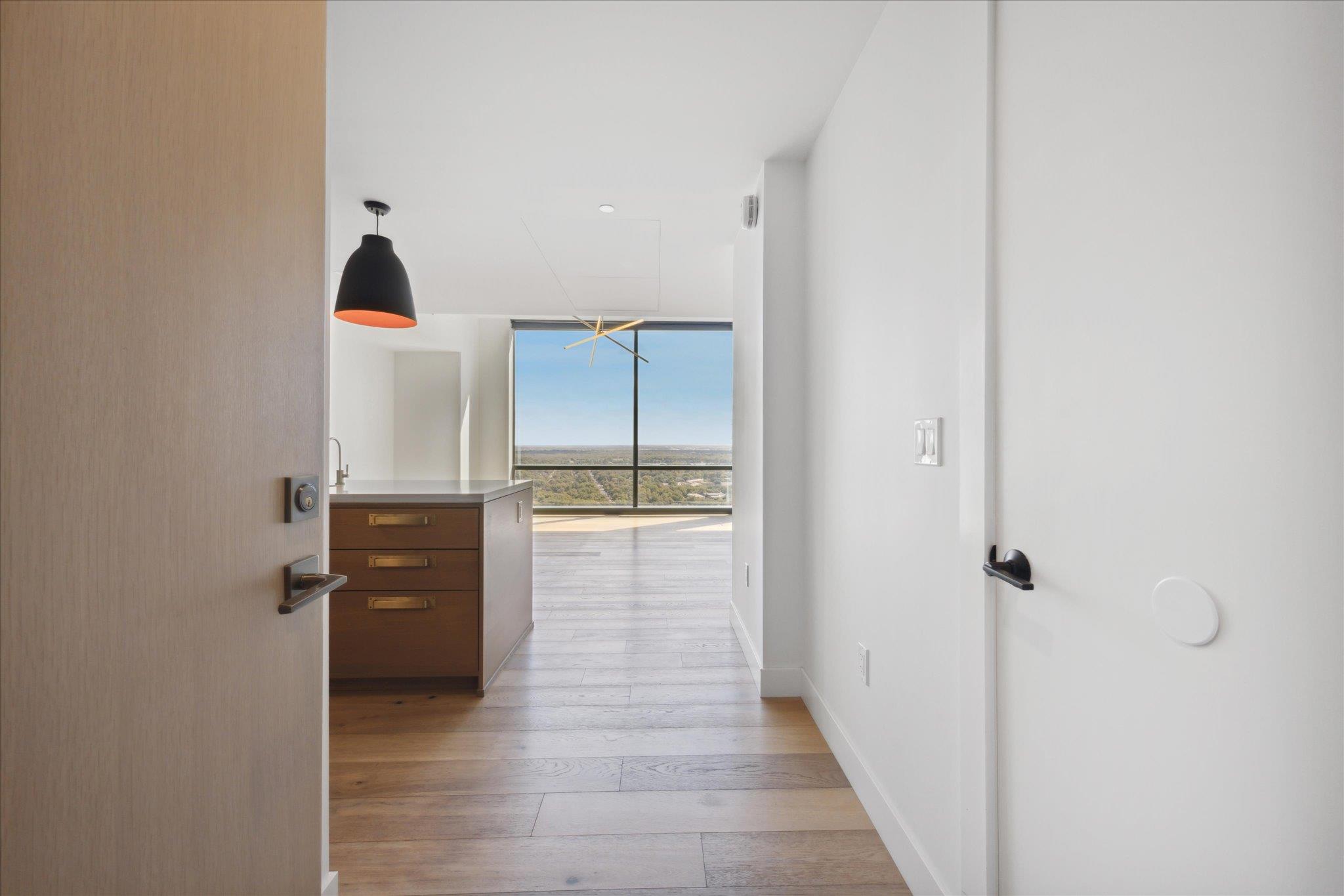 70 Rainey St # 2505, Austin, TX 78701