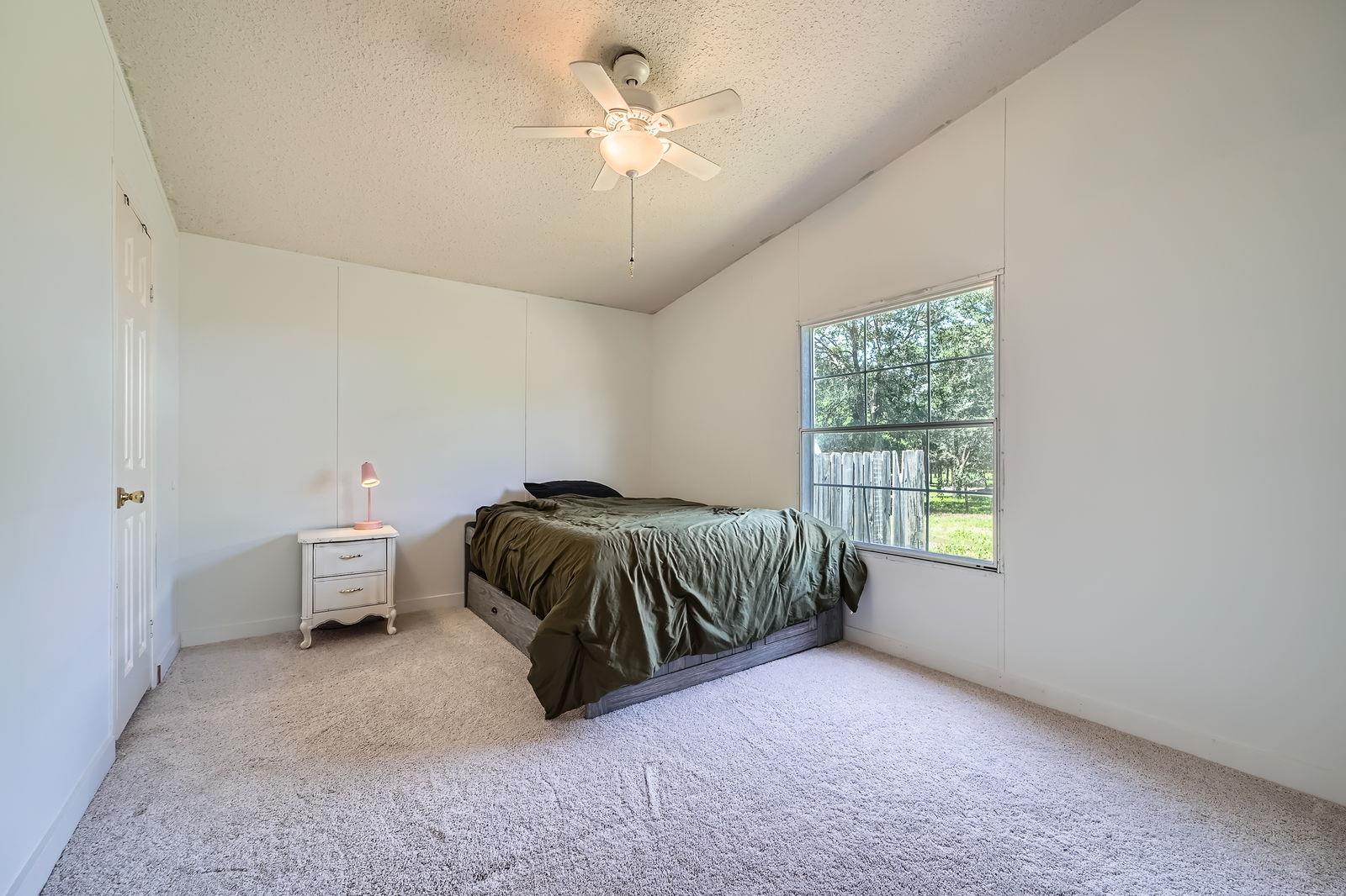 8710 Lucinda Dr, Elgin, TX 78621