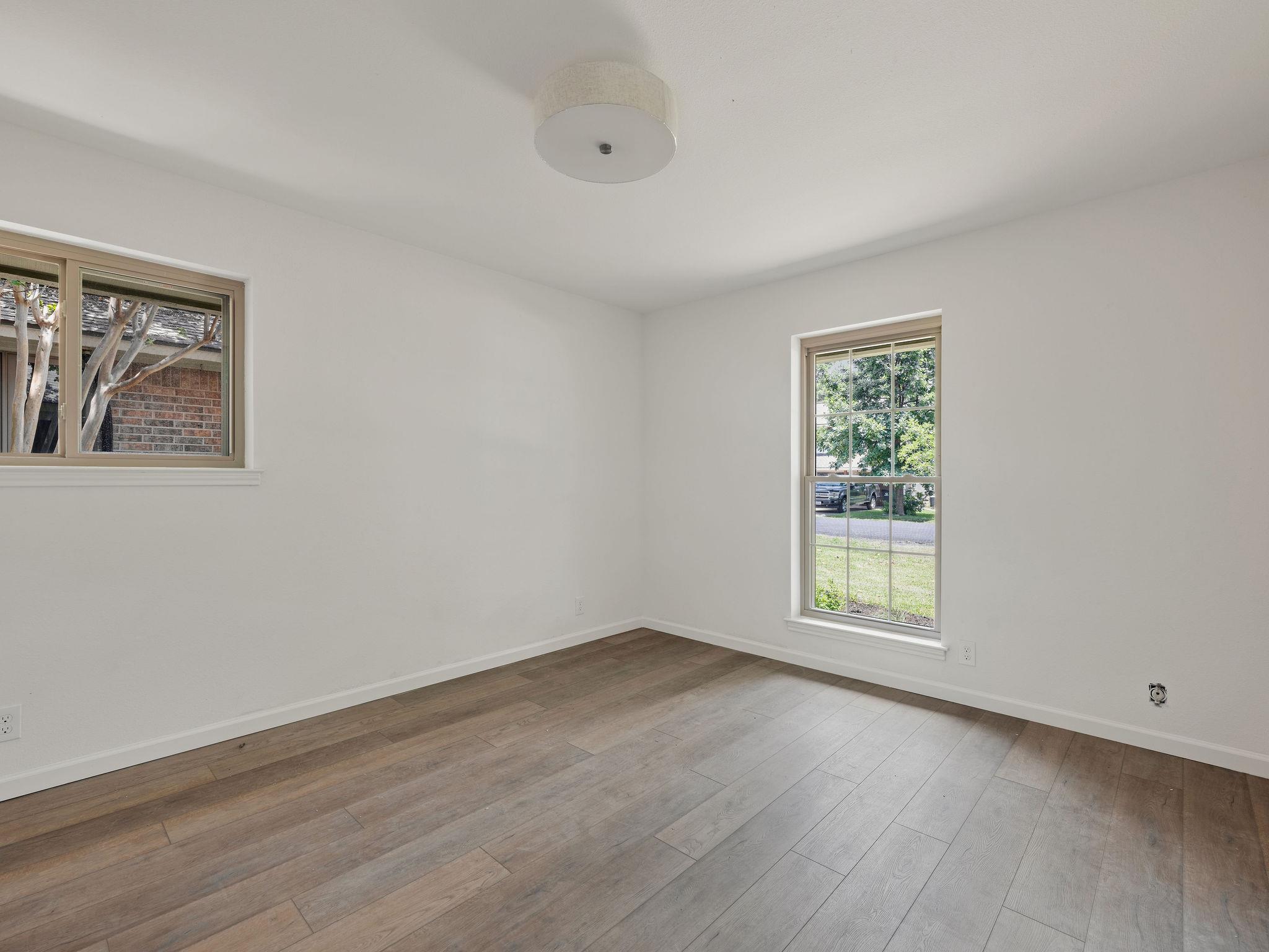 13206 Woodthorpe St, Austin, TX 78729