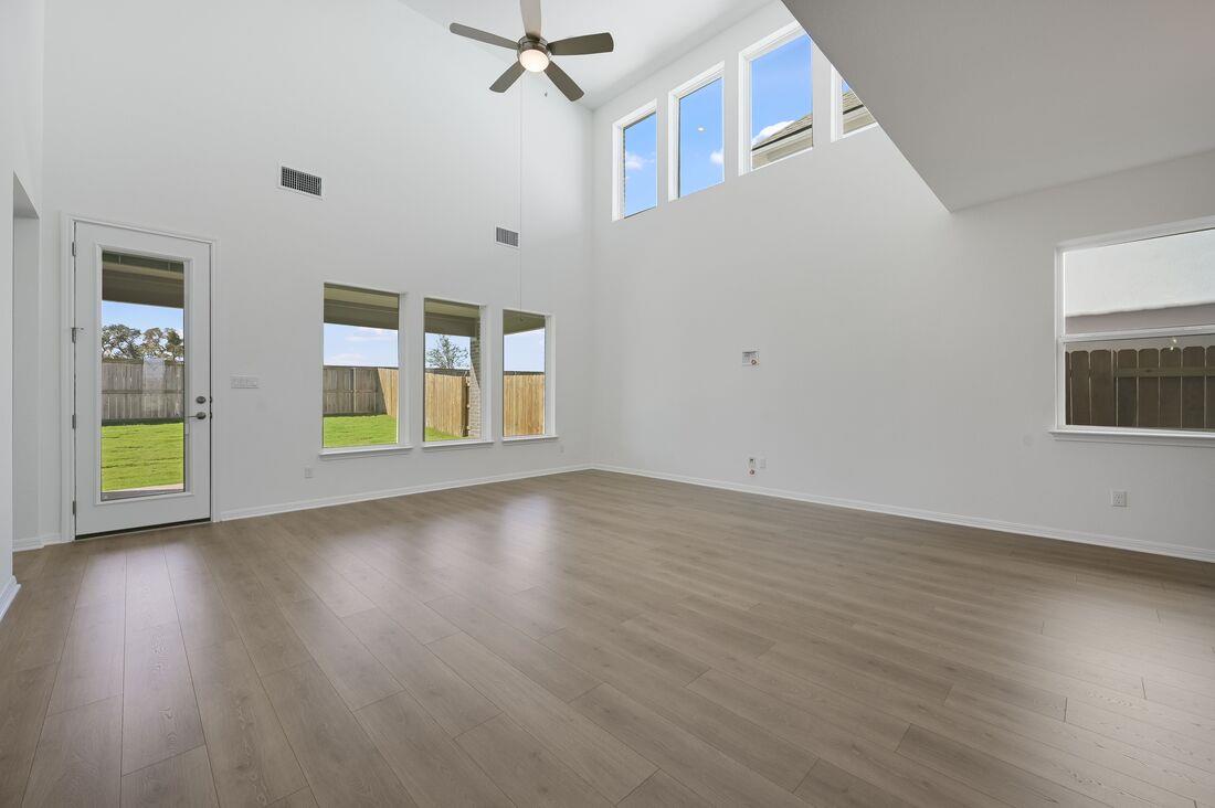 121 Ash Juniper Rd, Georgetown, TX 78633