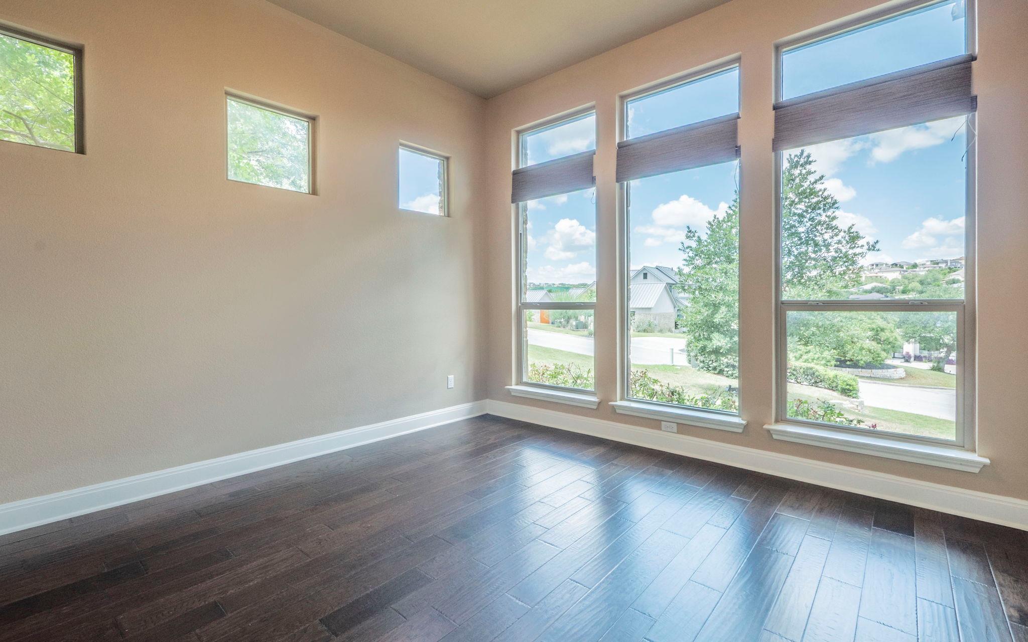 101 Stephanie Ln, Austin, TX 78738