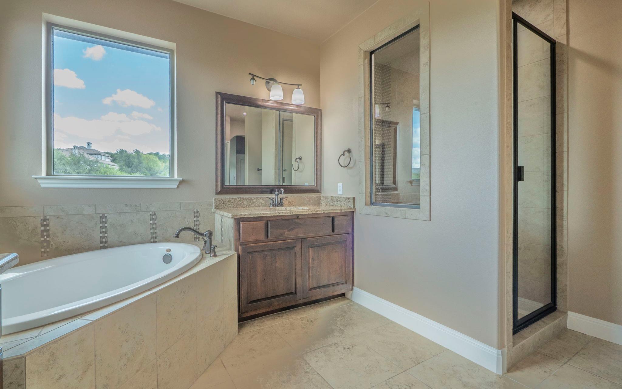 101 Stephanie Ln, Austin, TX 78738