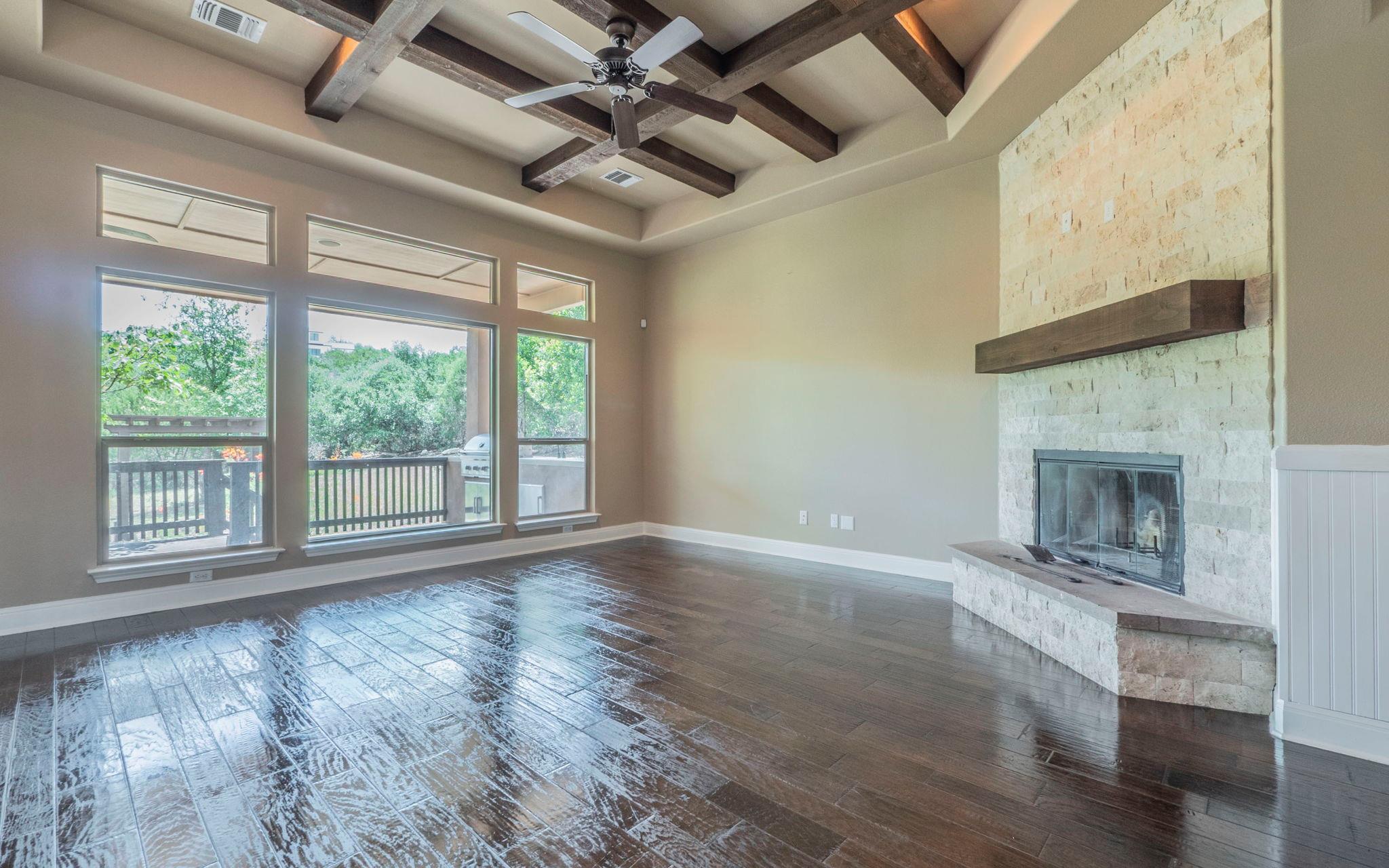 101 Stephanie Ln, Austin, TX 78738