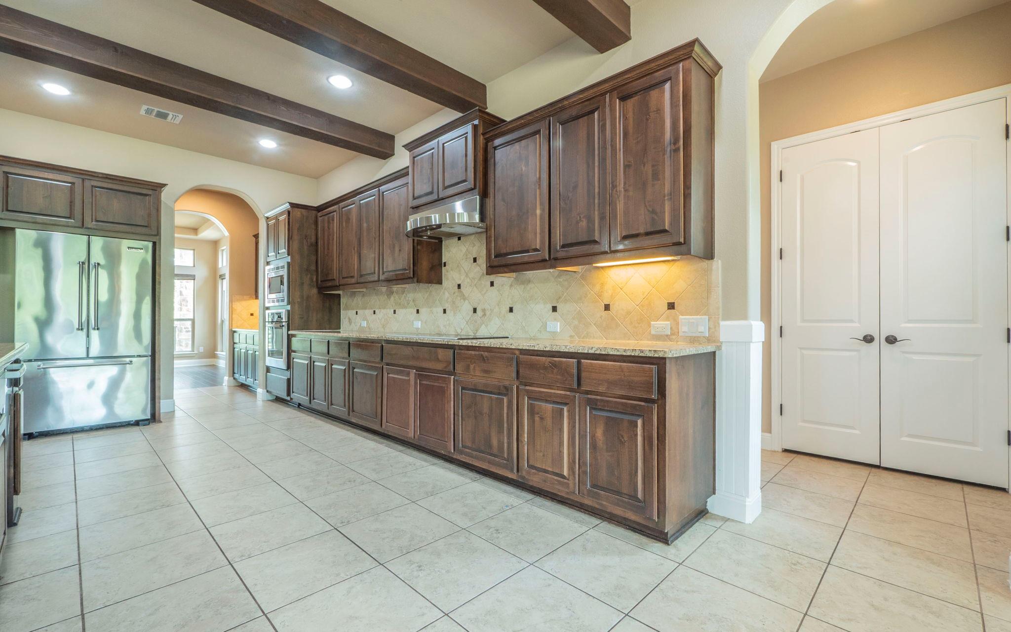 101 Stephanie Ln, Austin, TX 78738