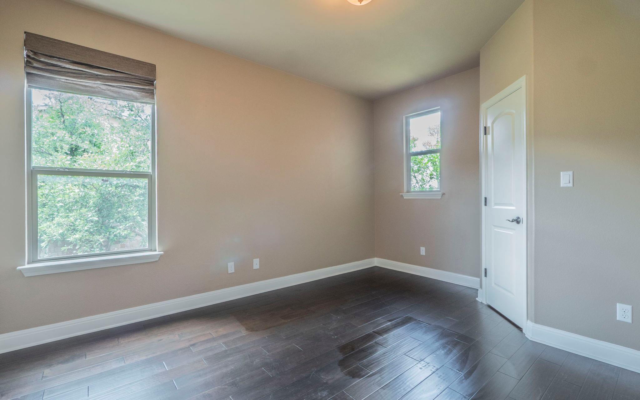 101 Stephanie Ln, Austin, TX 78738