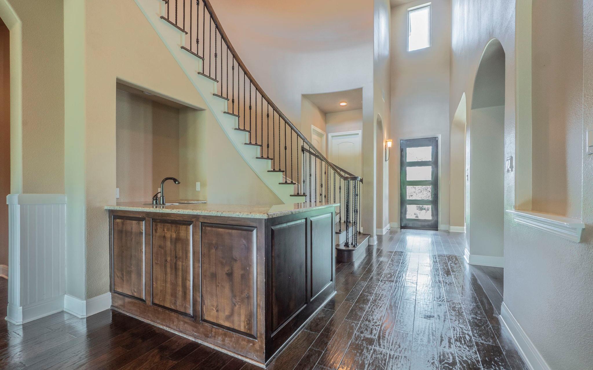 101 Stephanie Ln, Austin, TX 78738