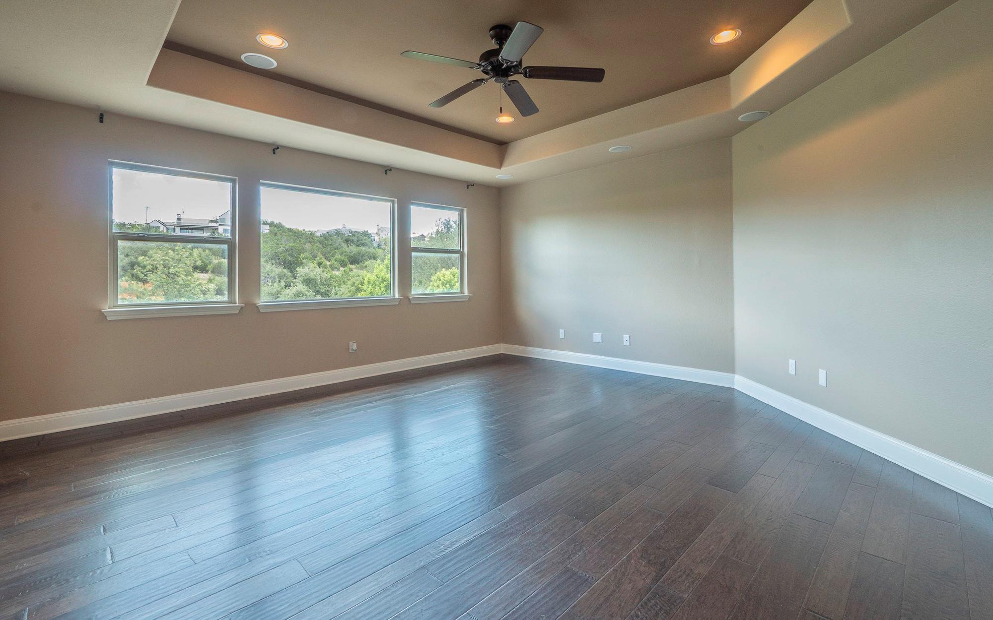 101 Stephanie Ln, Austin, TX 78738